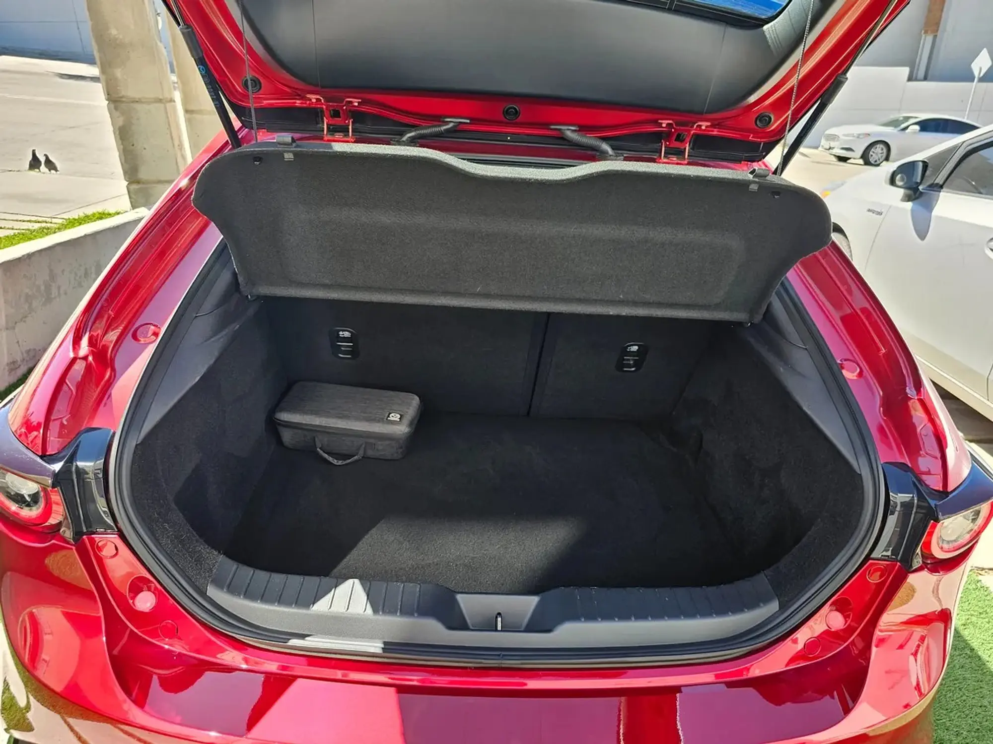MAZDA 3 2.5 S i–GRAND TOURING AT 2022 5