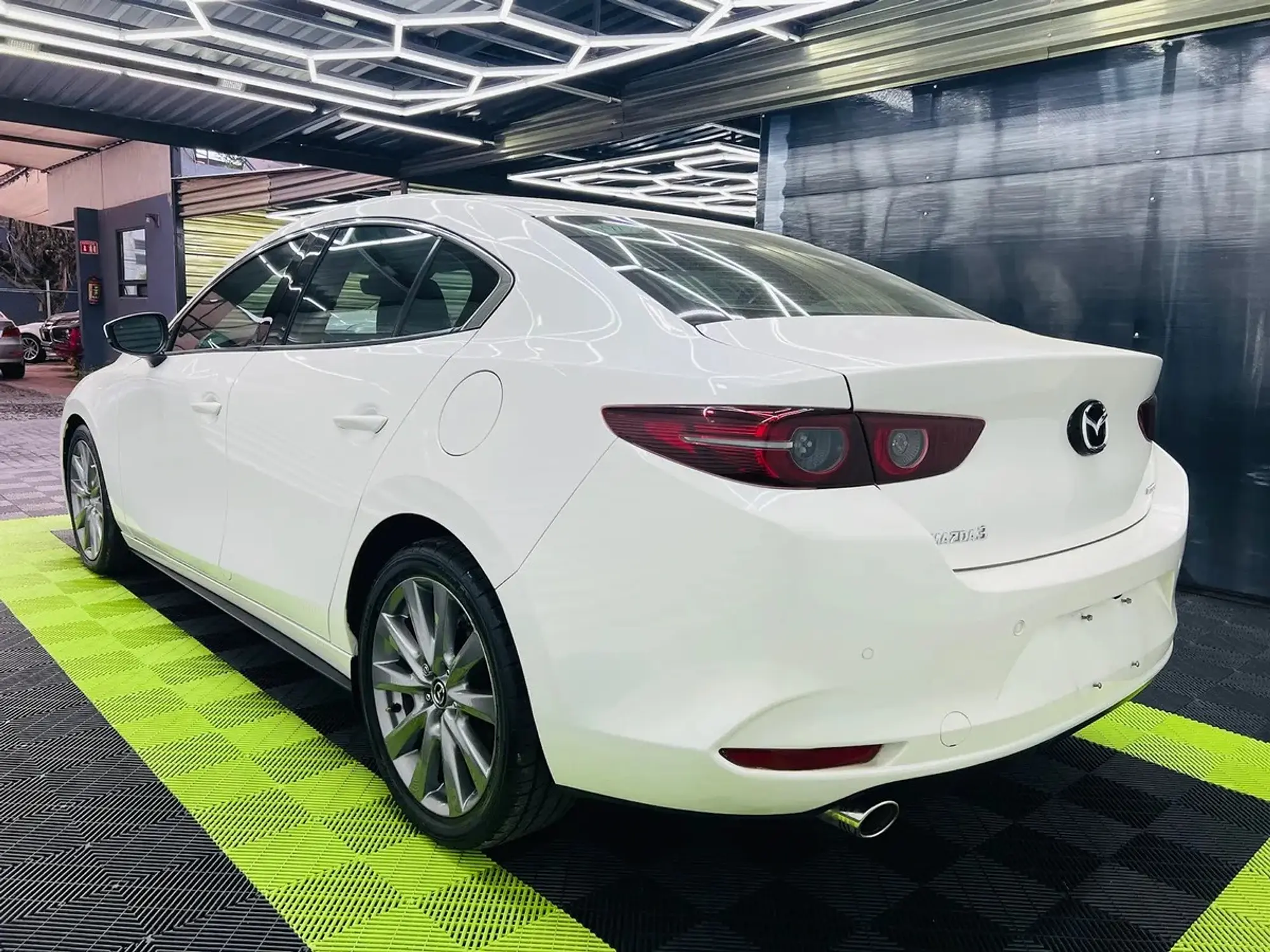 MAZDA 3 2.5 S i–GRAND TOURING AT 2021 9