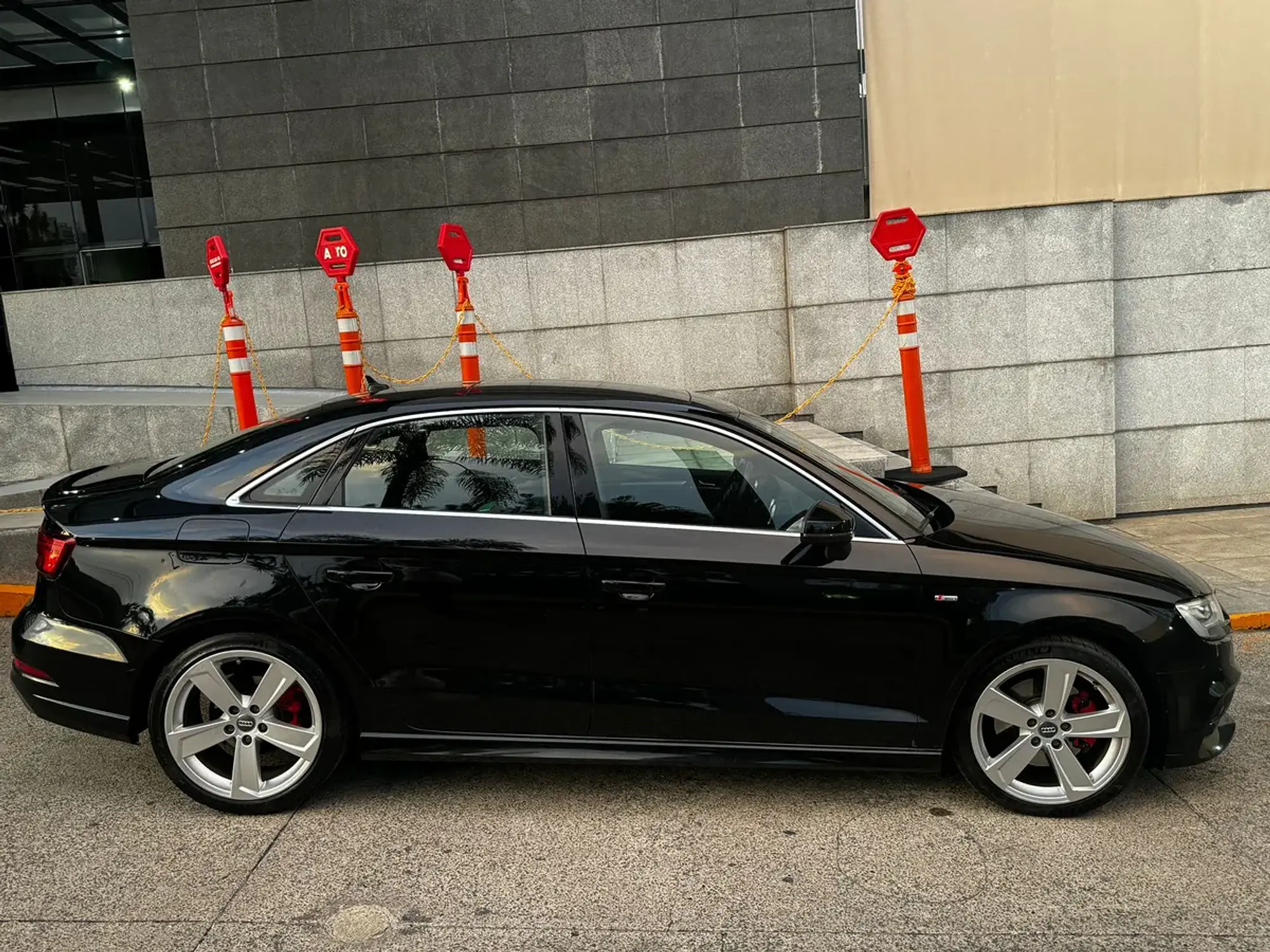 AUDI A3 2.0 TFSI S LINE STRONIC 2018 4