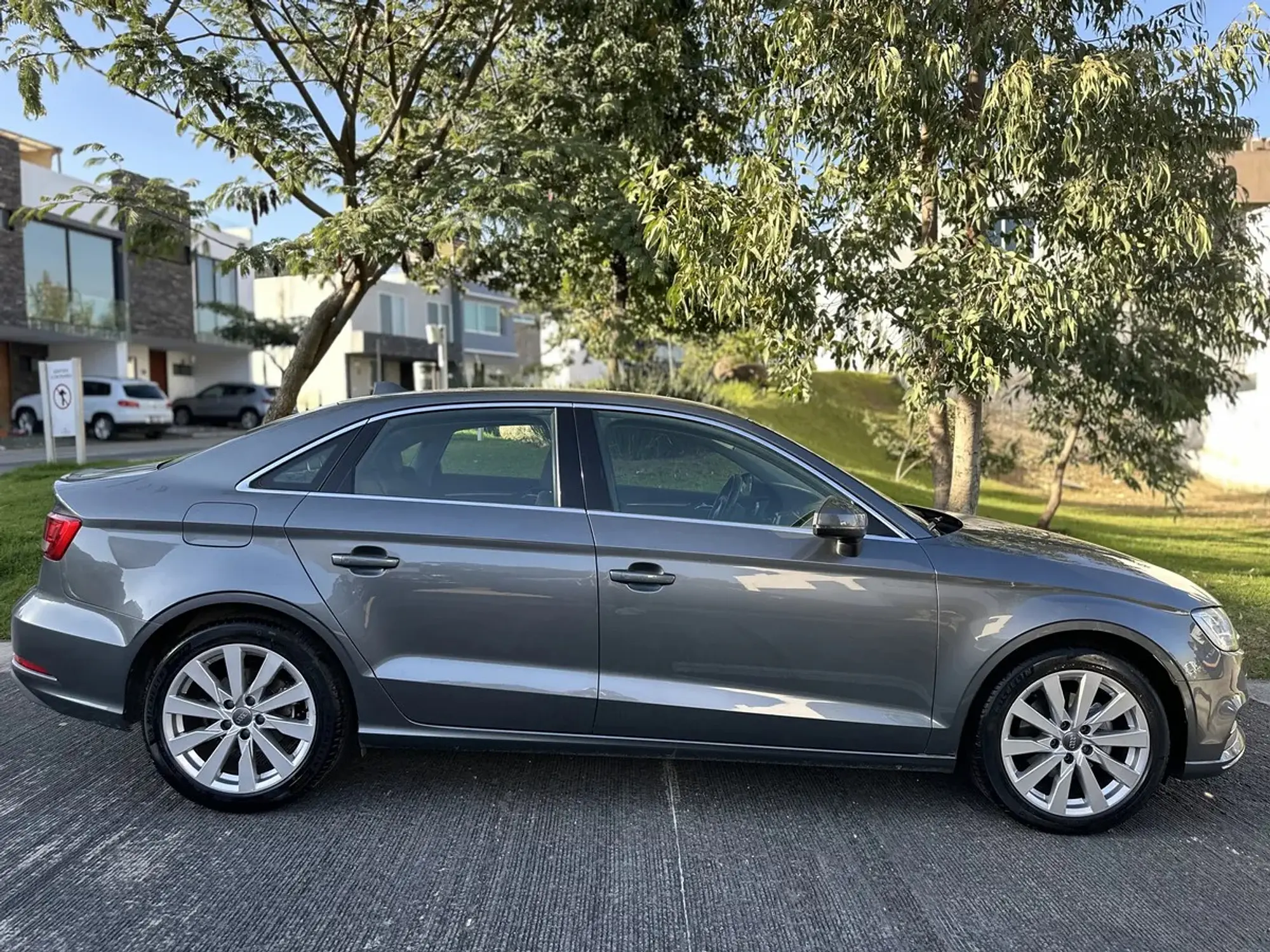 AUDI A3 1.4 SELECT AT 2018 2