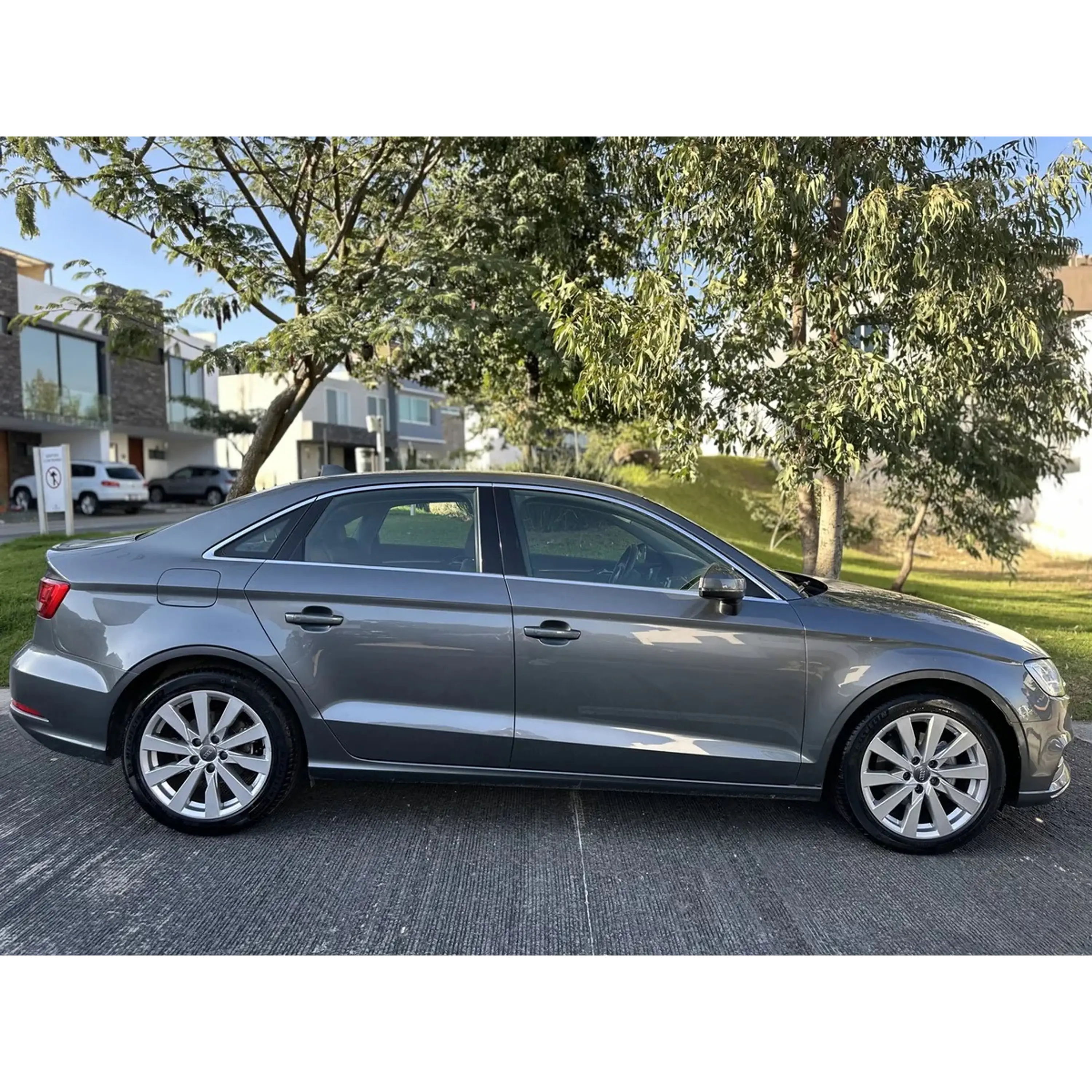 AUDI A3 1.4 SELECT AT 2018 2