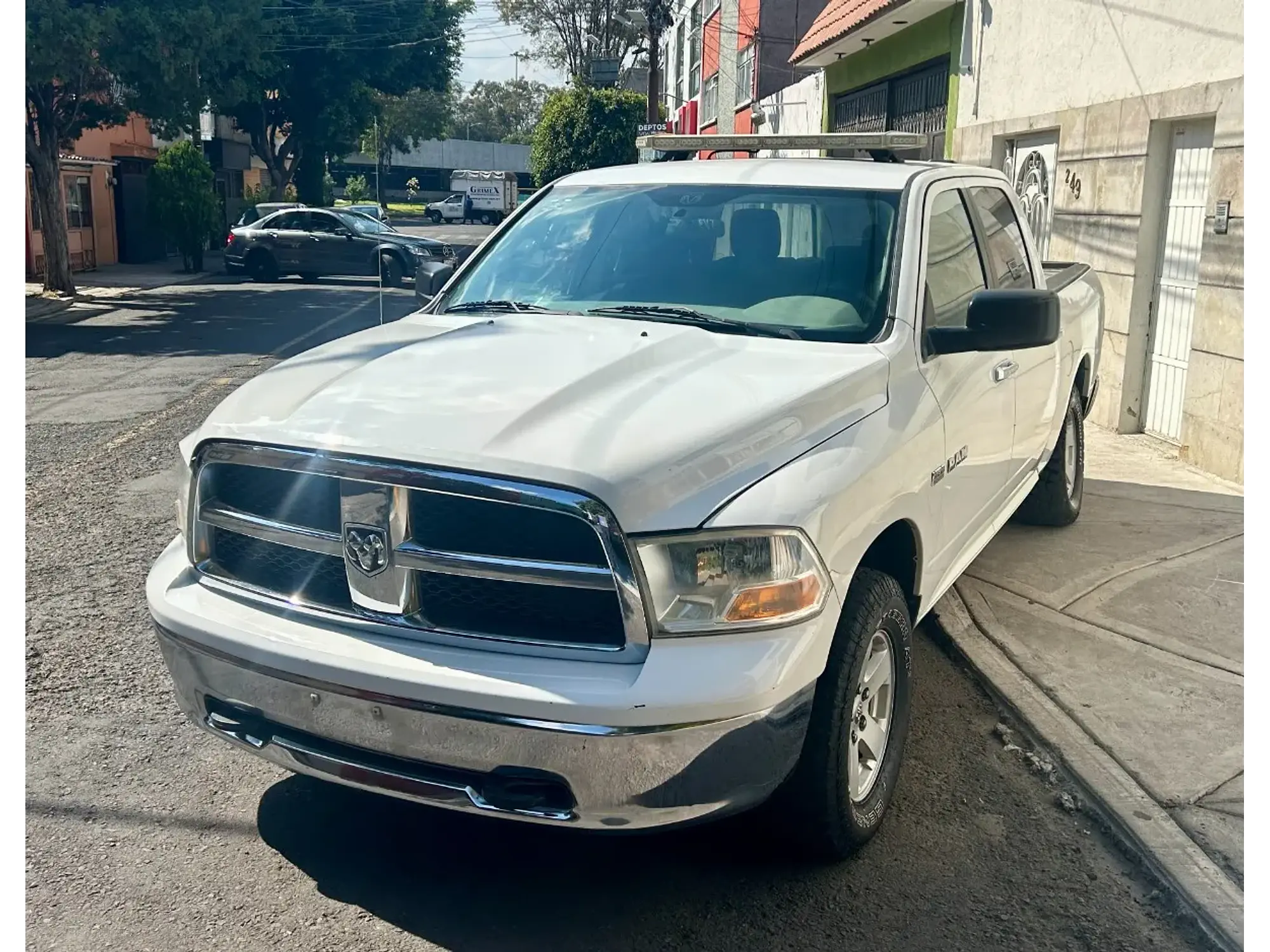 DODGE RAM 2500 5.7 CREW CAB SLT 4X4 MT 2012 1