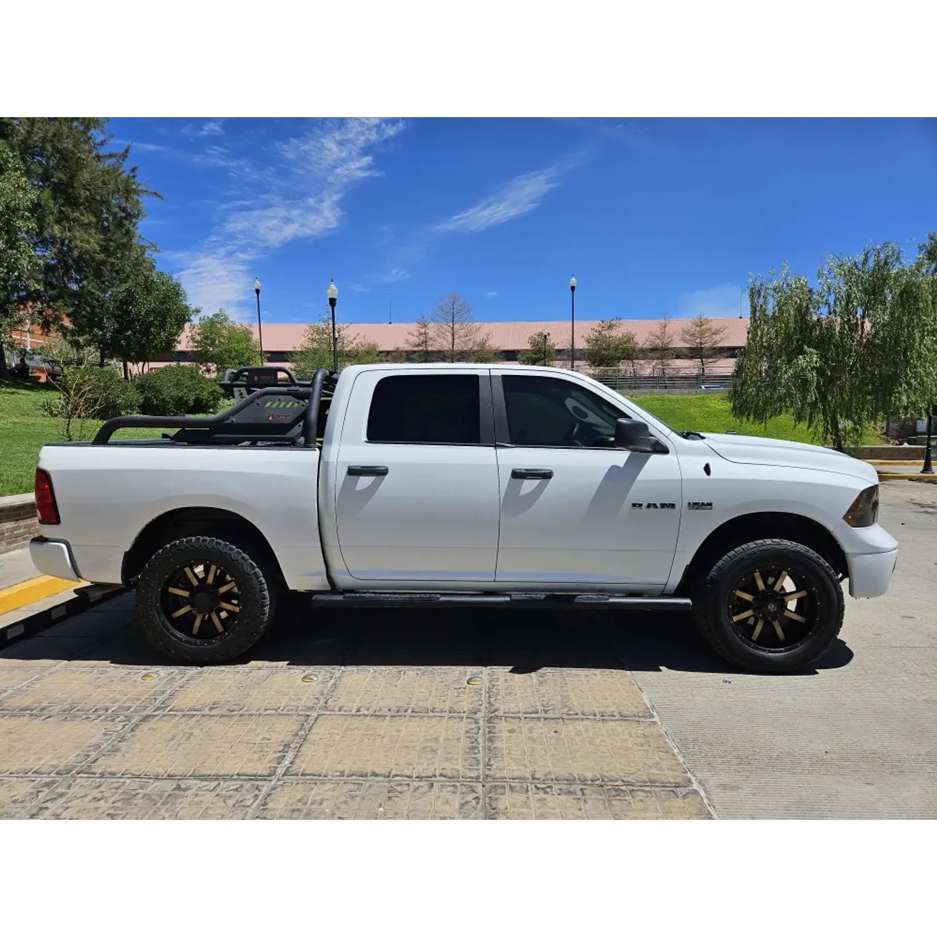 DODGE RAM 2500 5.7L CREW CAB SLT 4X4 MT 2016 7