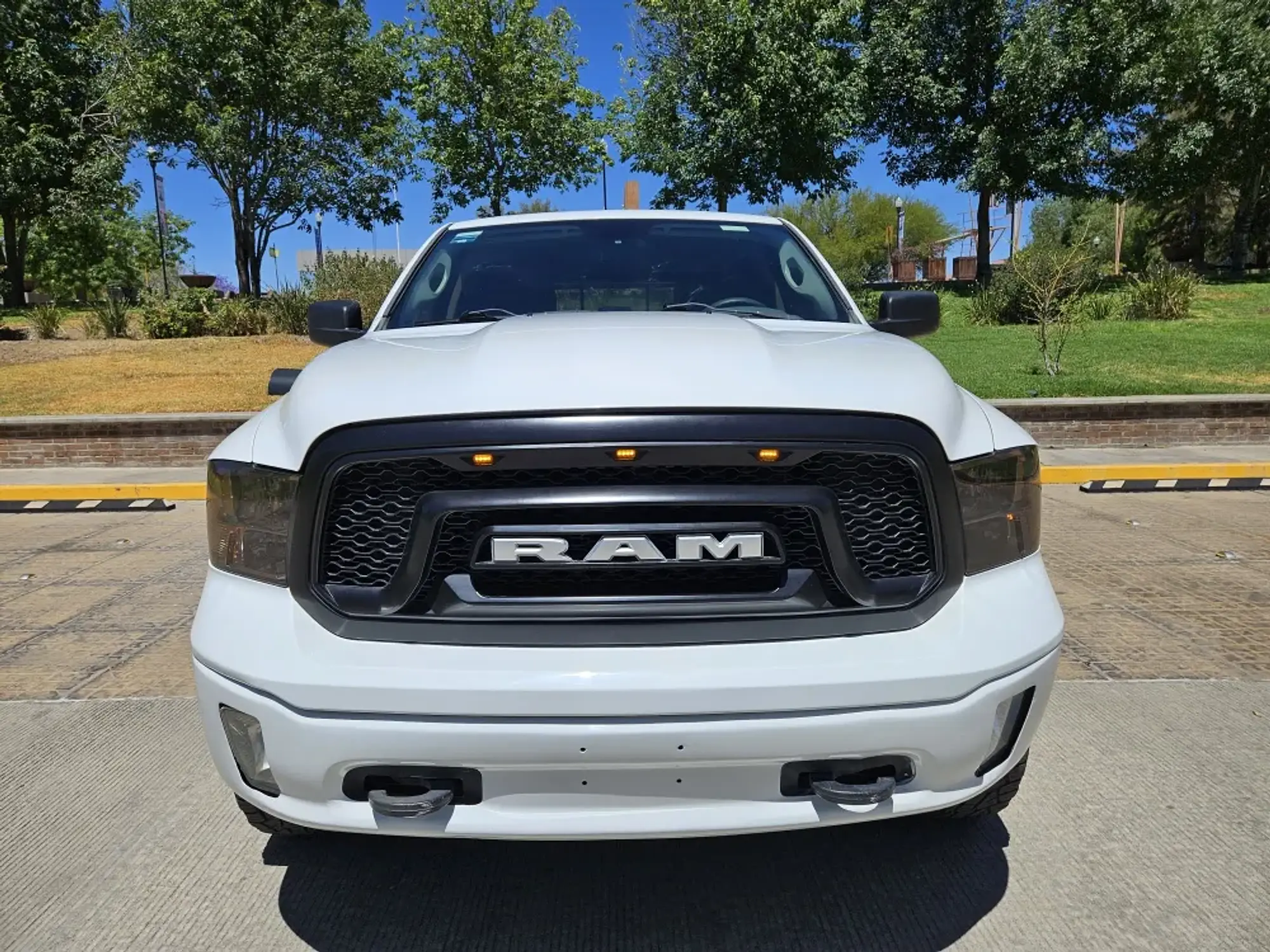 DODGE RAM 2500 5.7L CREW CAB SLT 4X4 MT 2016 2