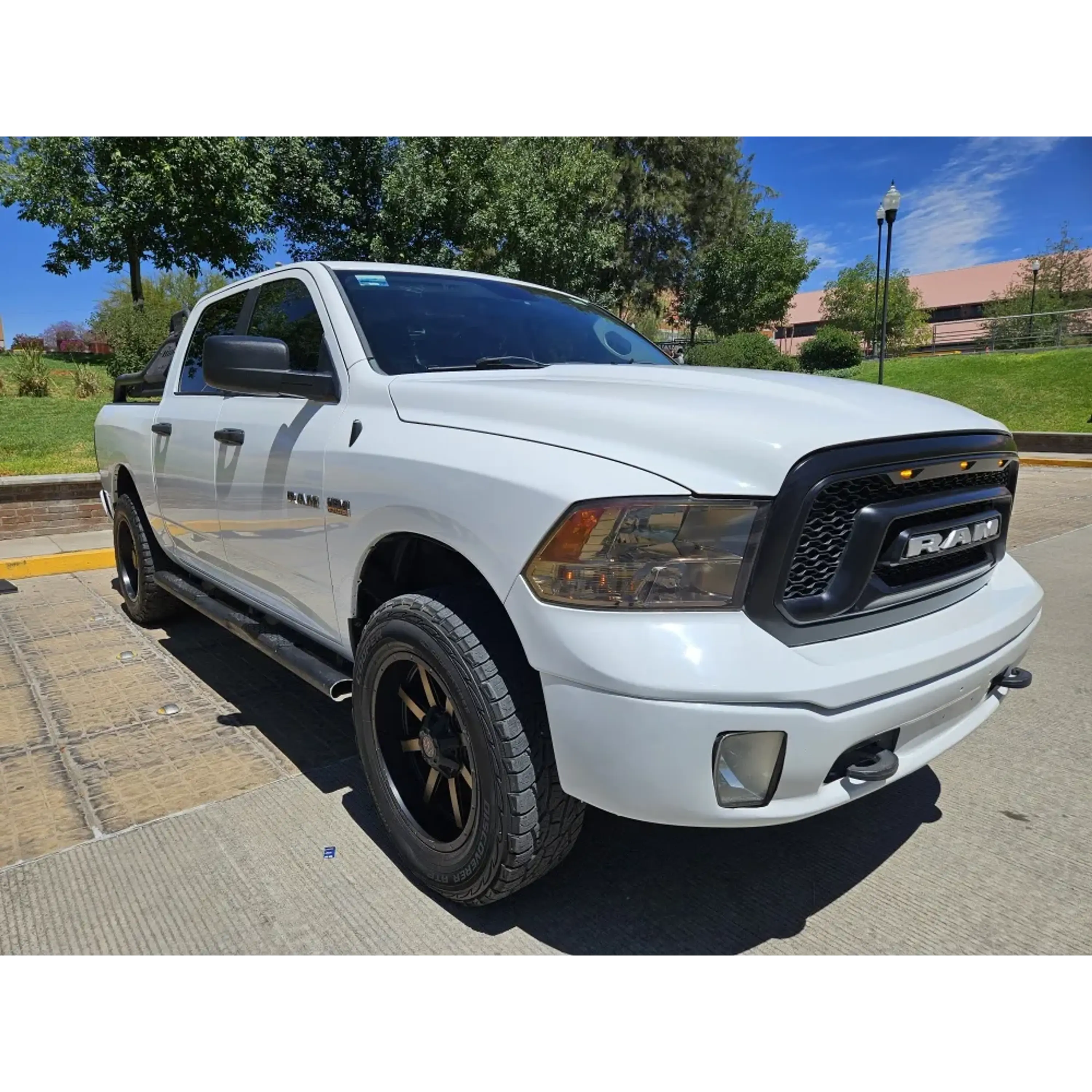 DODGE RAM 2500 5.7L CREW CAB SLT 4X4 MT 2016 1