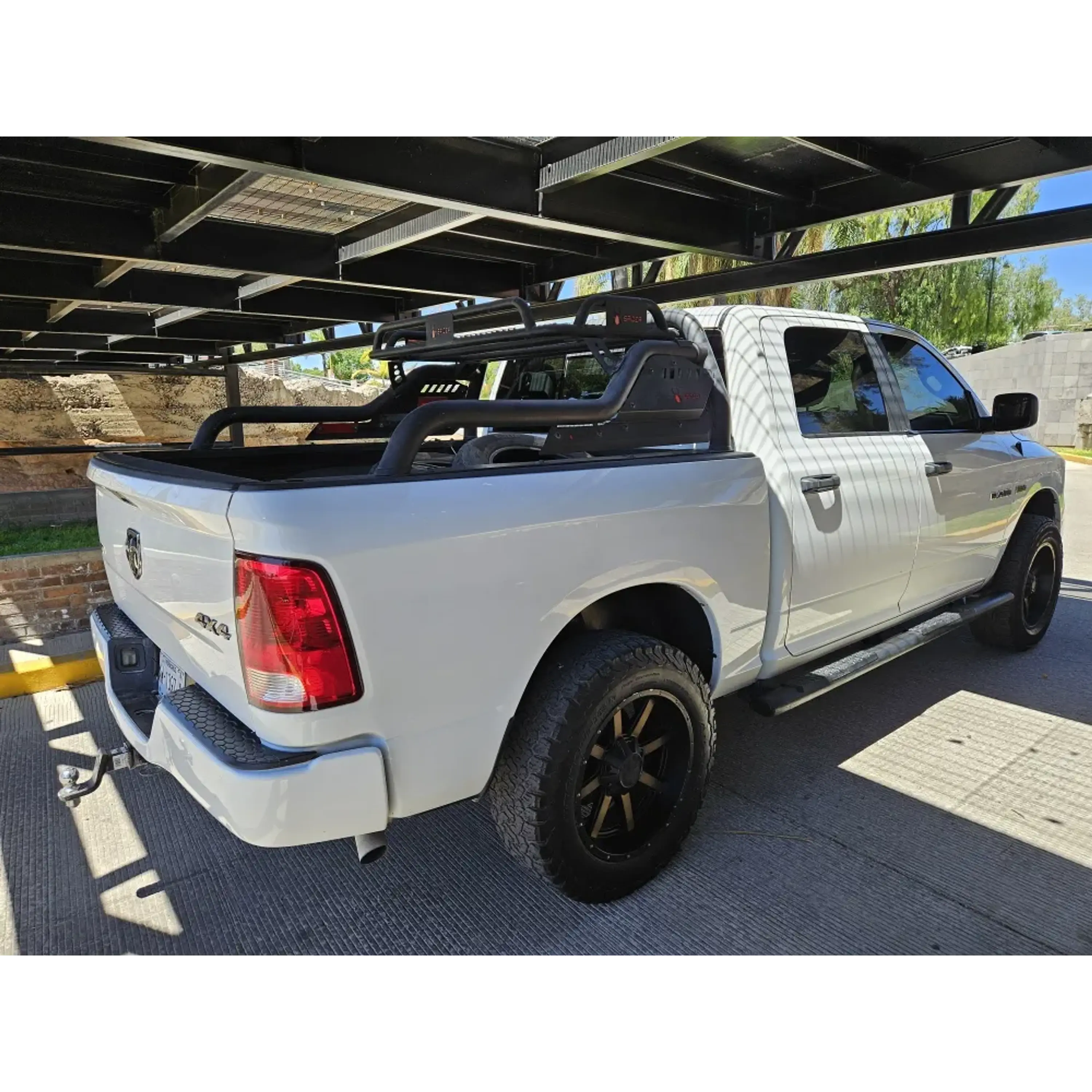 DODGE RAM 2500 5.7L CREW CAB SLT 4X4 MT 2016 6