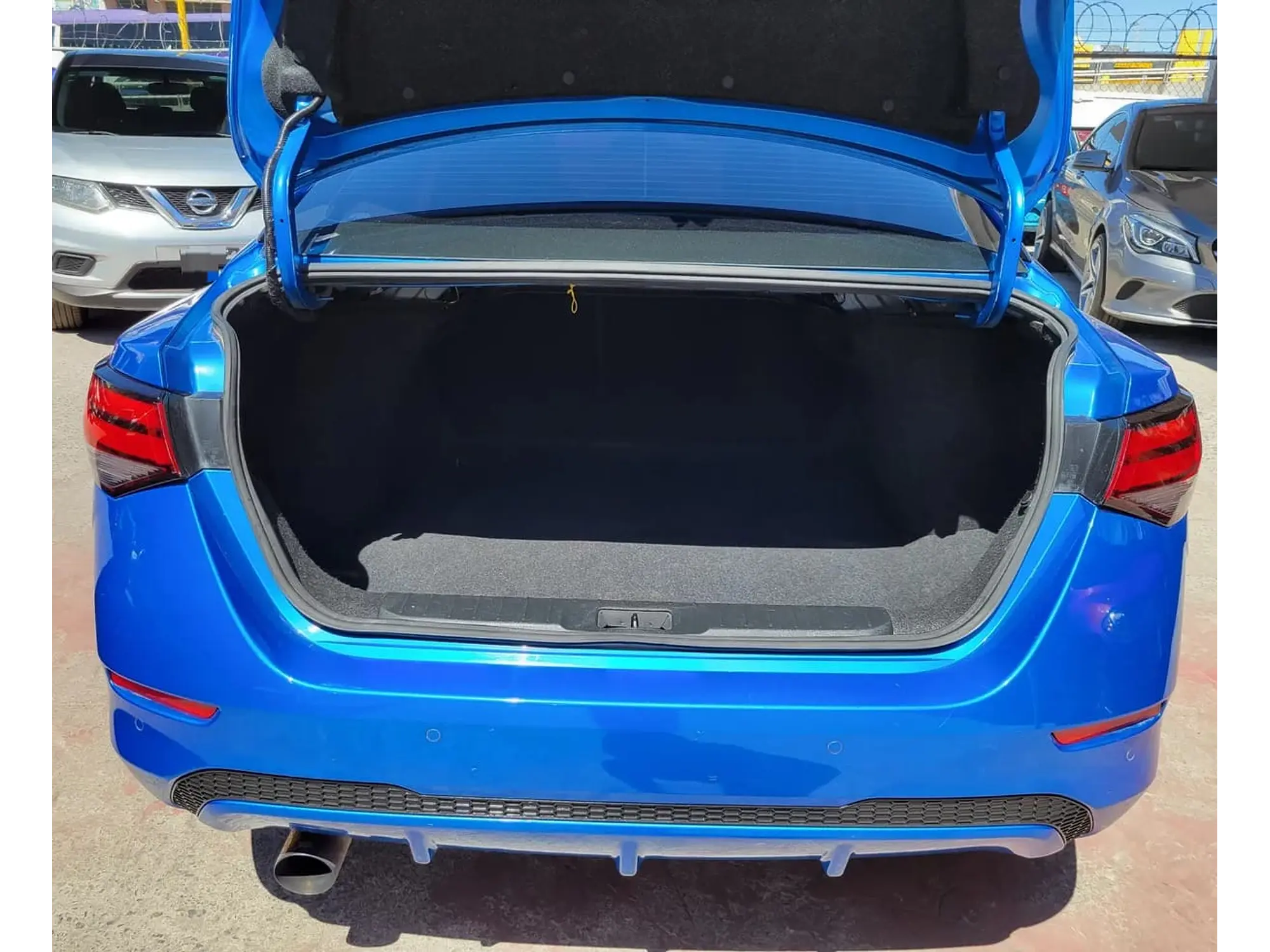 NISSAN SENTRA 1.8 SENSE MT 2021 4