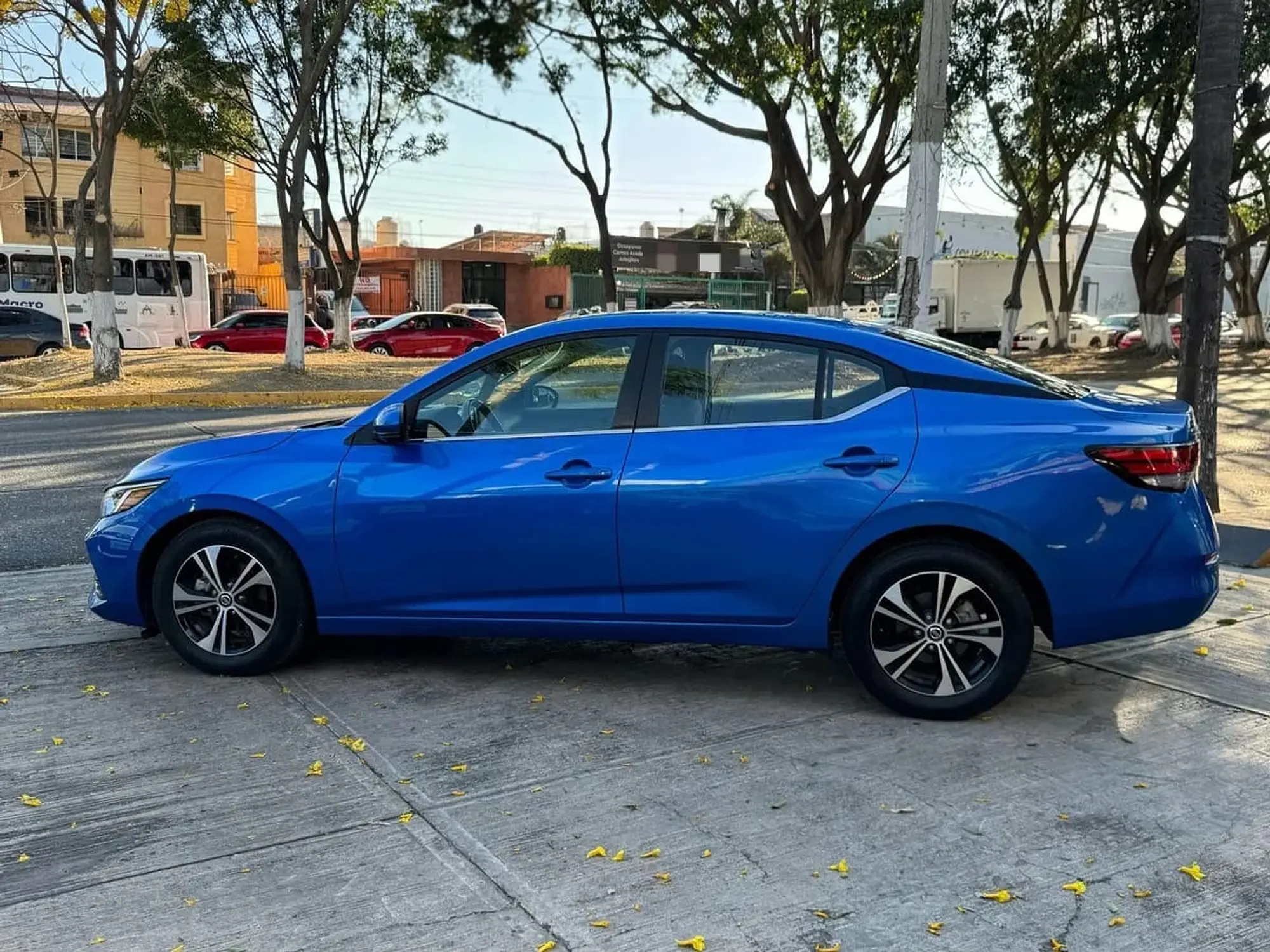 NISSAN SENTRA 2.0 ADVANCE CVT 2023 4