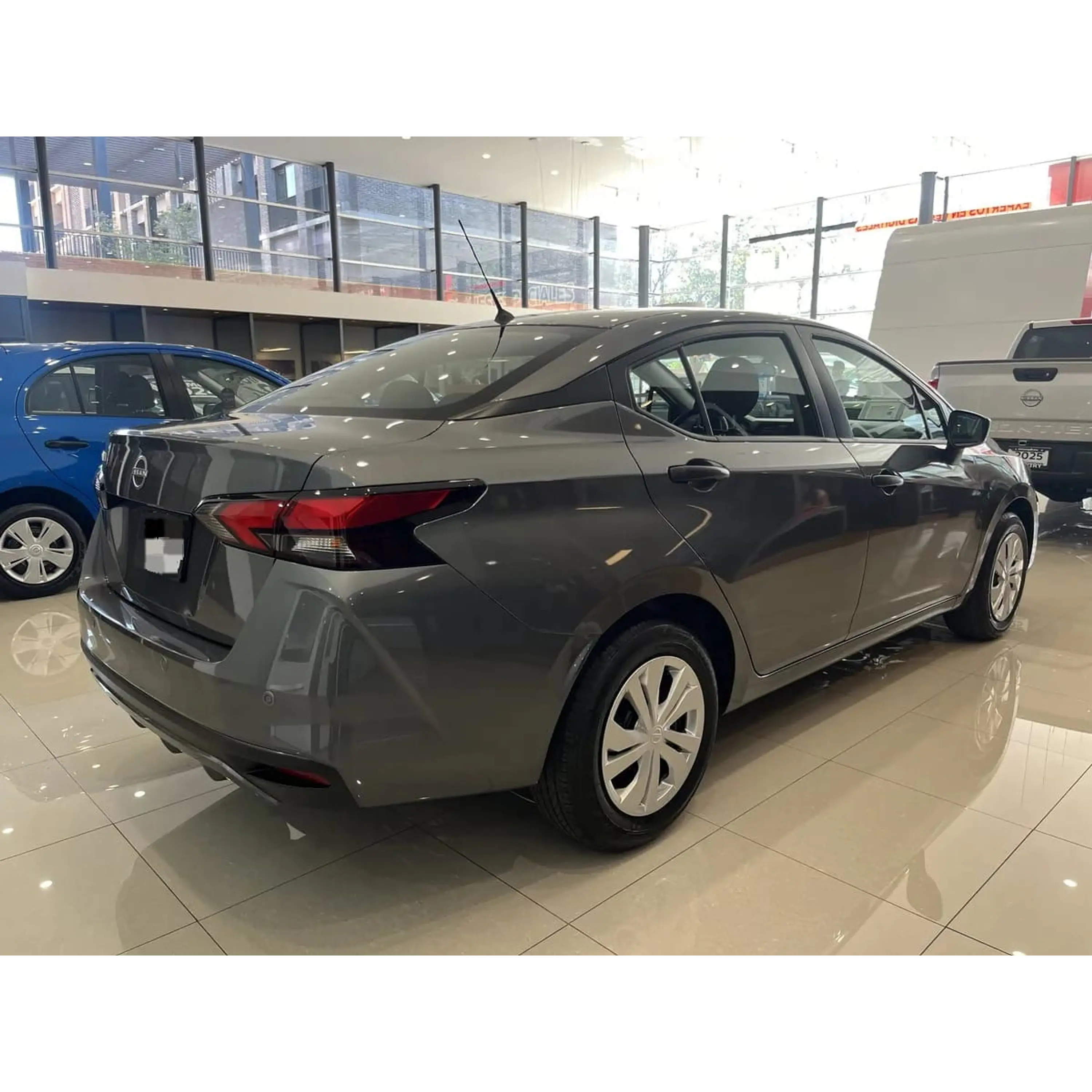 NISSAN VERSA 1.6 SENSE MT 2025 6