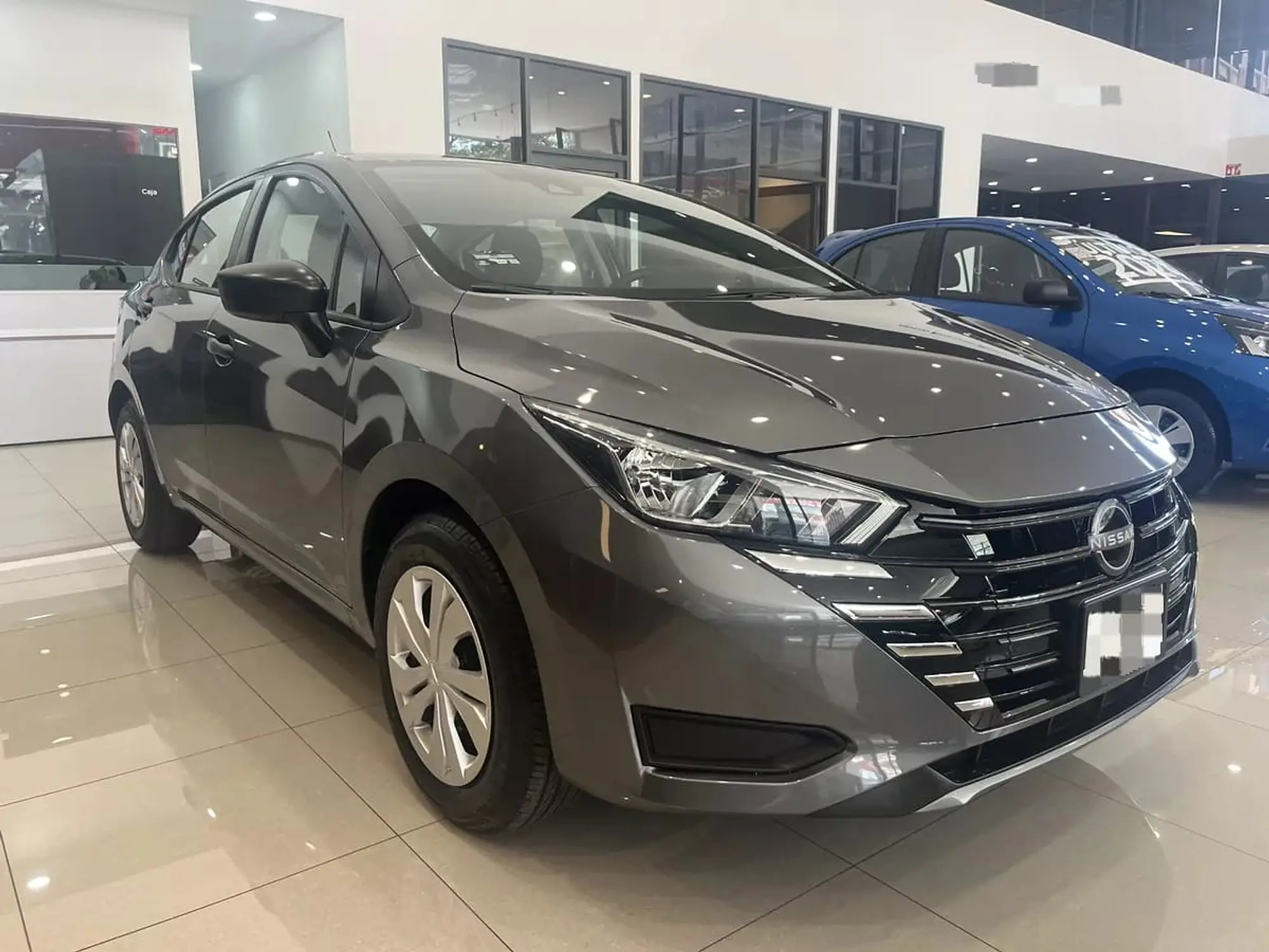 NISSAN VERSA 1.6 SENSE MT 2025 1