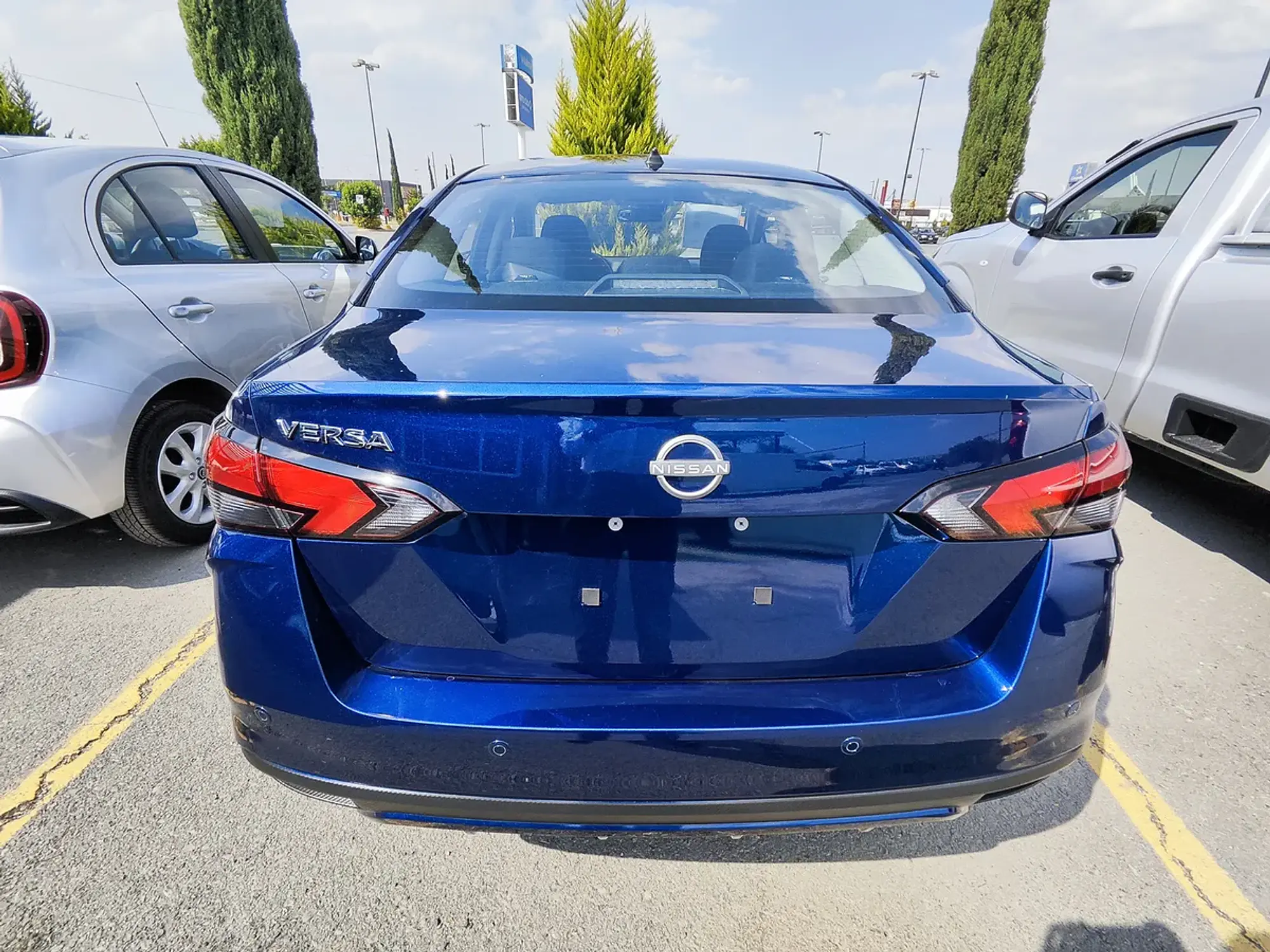 NISSAN VERSA 1.6 ADVANCE MT 2025 2