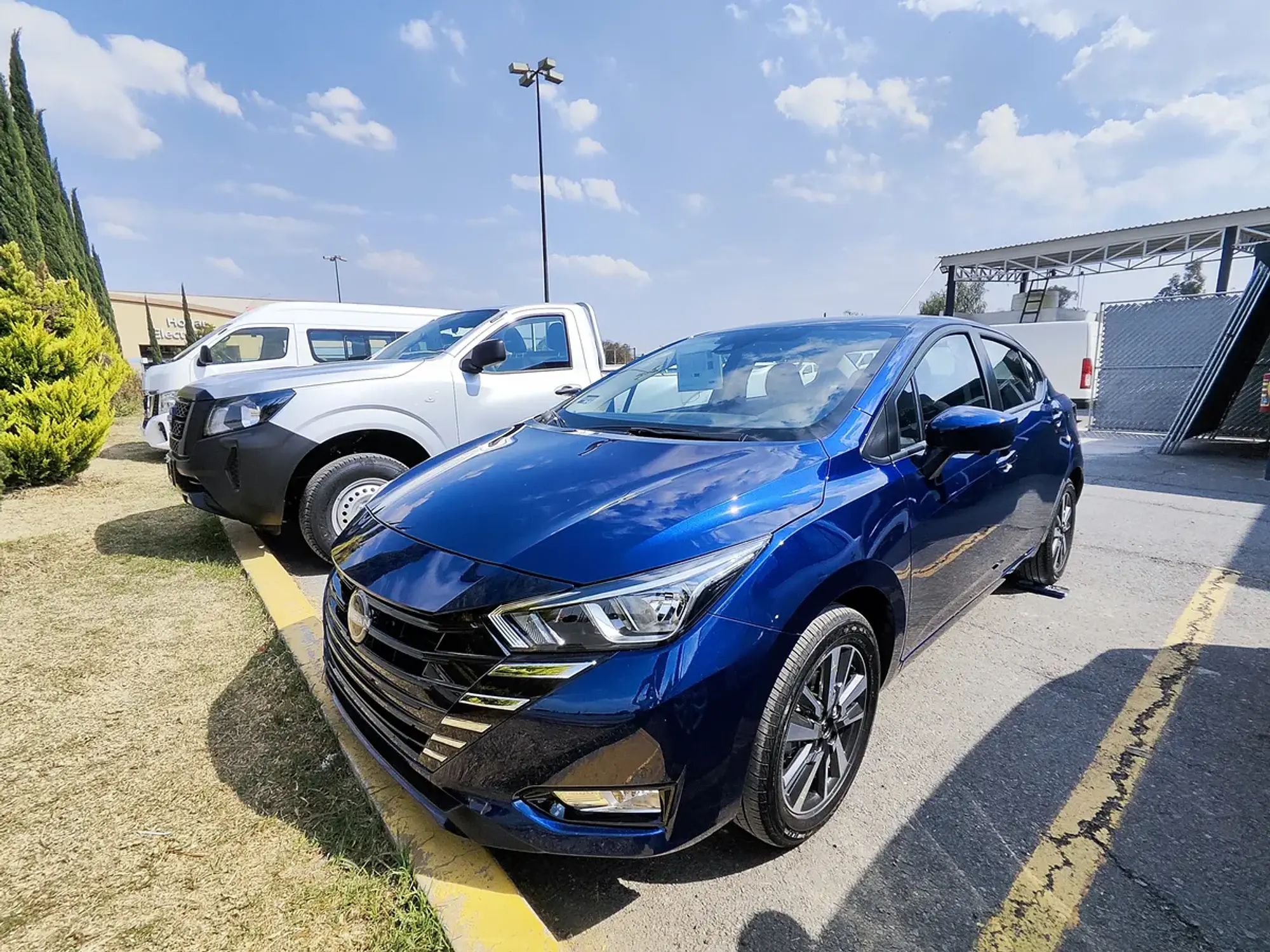 NISSAN VERSA 1.6 ADVANCE MT 2025 1