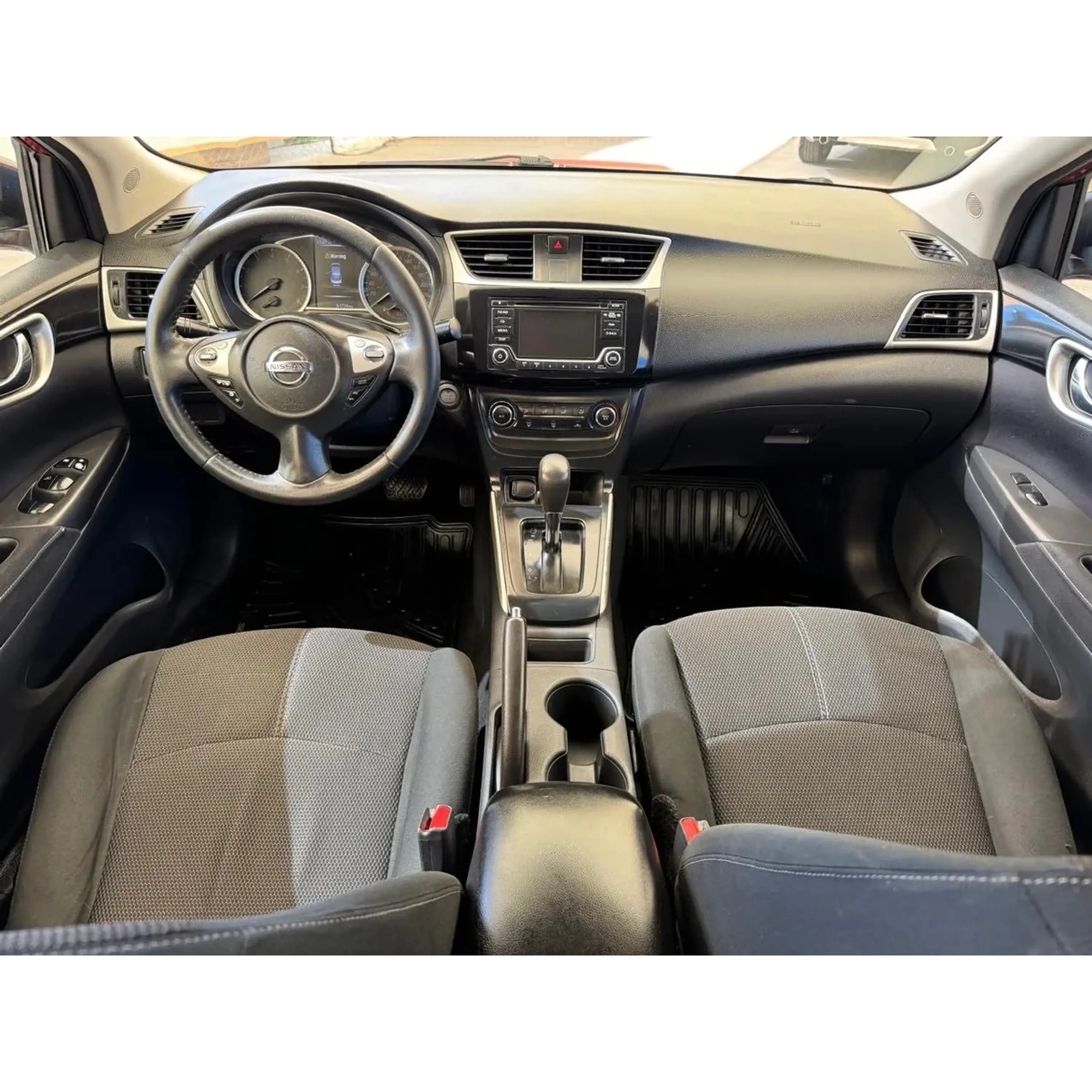 NISSAN SENTRA 1.8 ADVANCE CVT 2018 7
