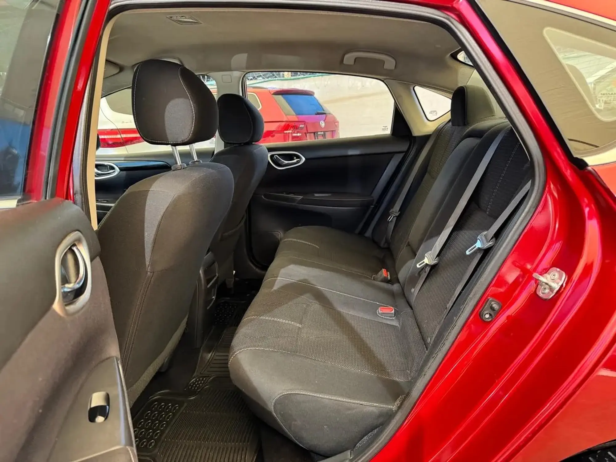NISSAN SENTRA 1.8 ADVANCE CVT 2018 9