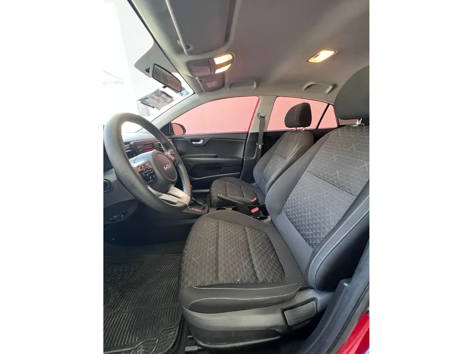 KIA RIO 1.6 AT 2023 9