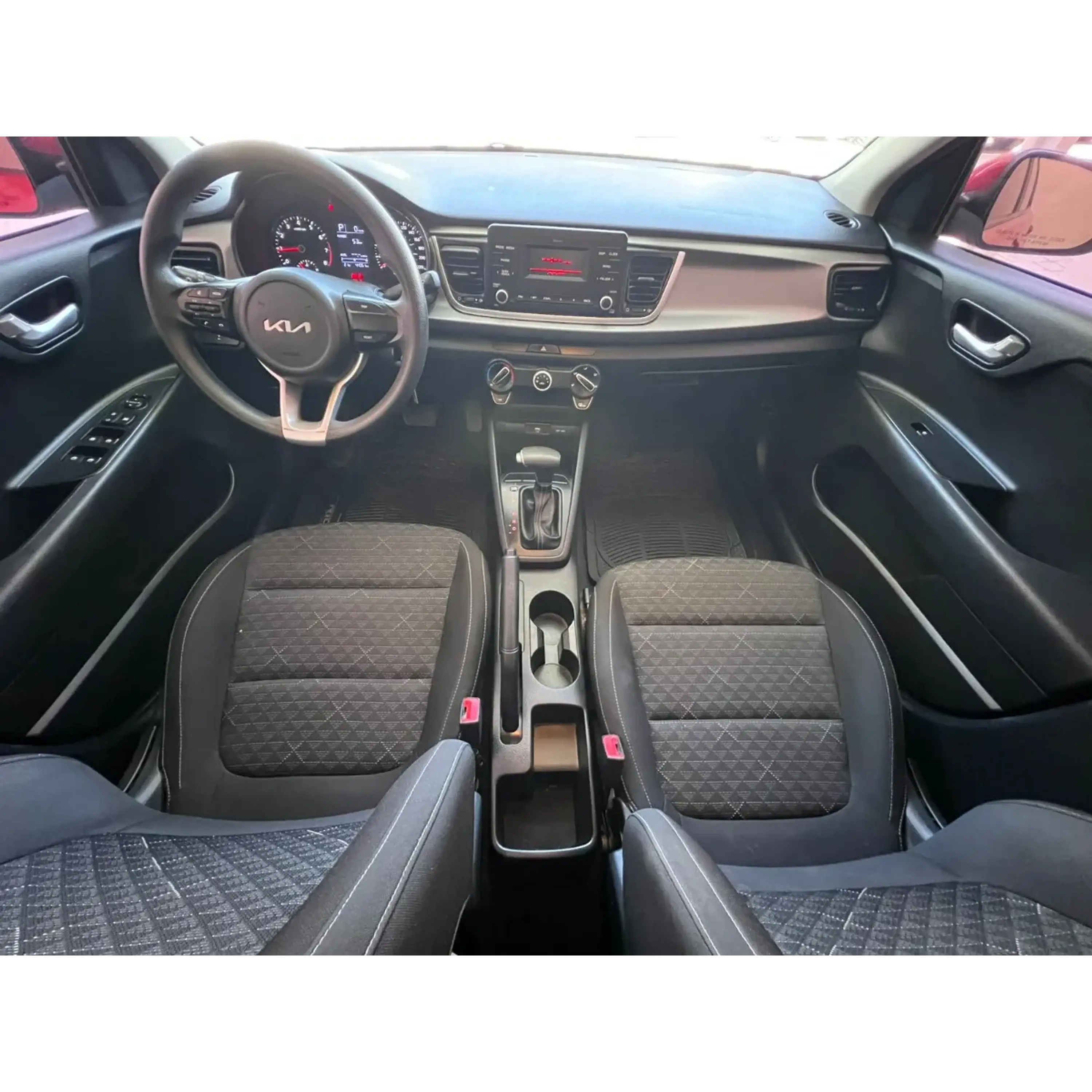 KIA RIO 1.6 AT 2023 8
