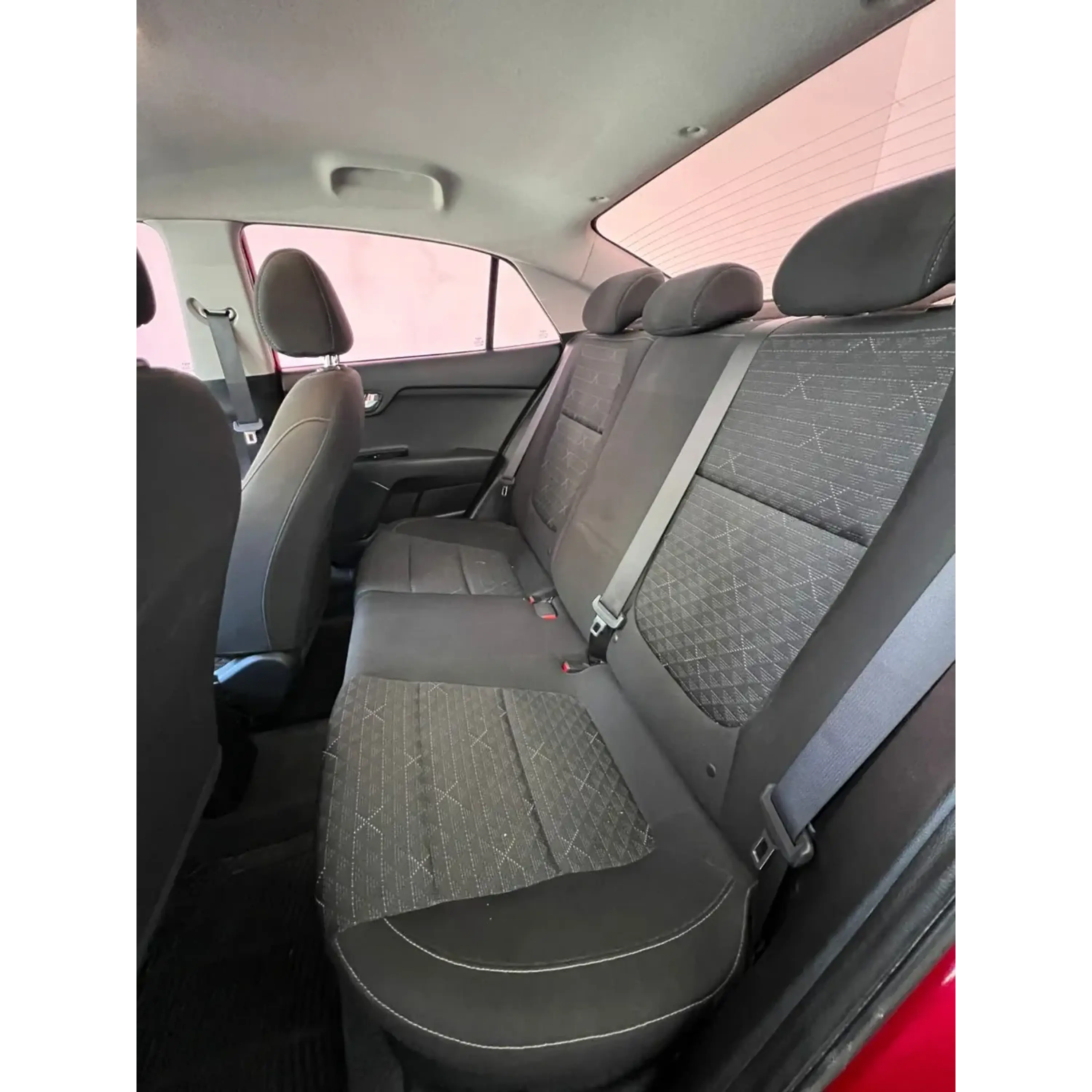 KIA RIO 1.6 AT 2023 10