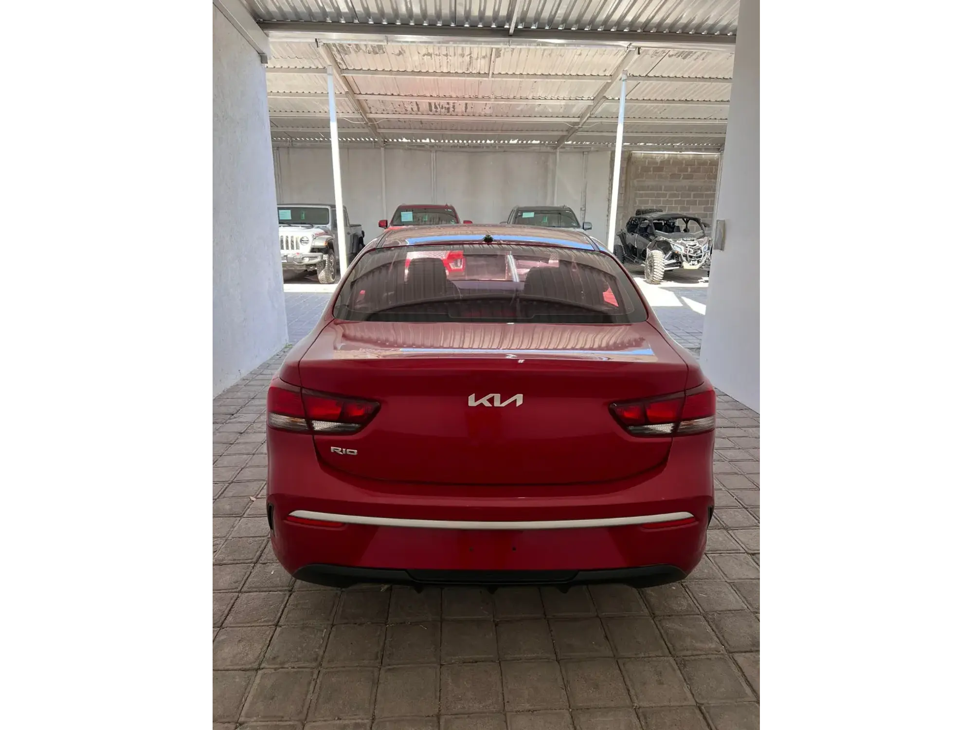KIA RIO 1.6 AT 2023 5