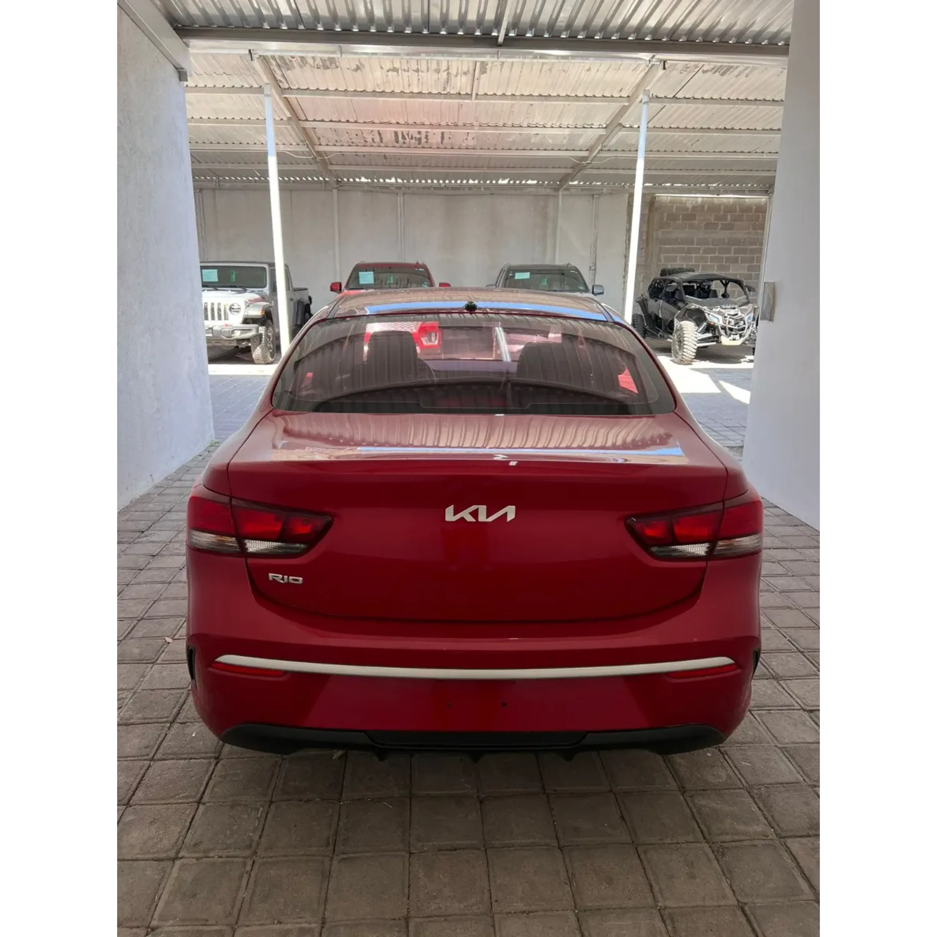 KIA RIO 1.6 AT 2023 5