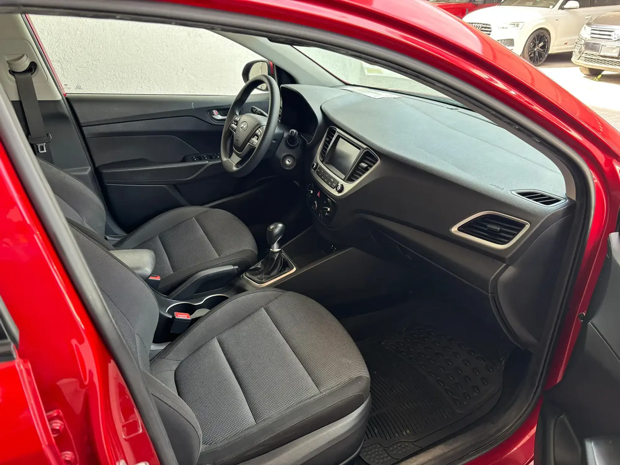 HYUNDAI ACCENT 1.6 GL MID MT 2022 8