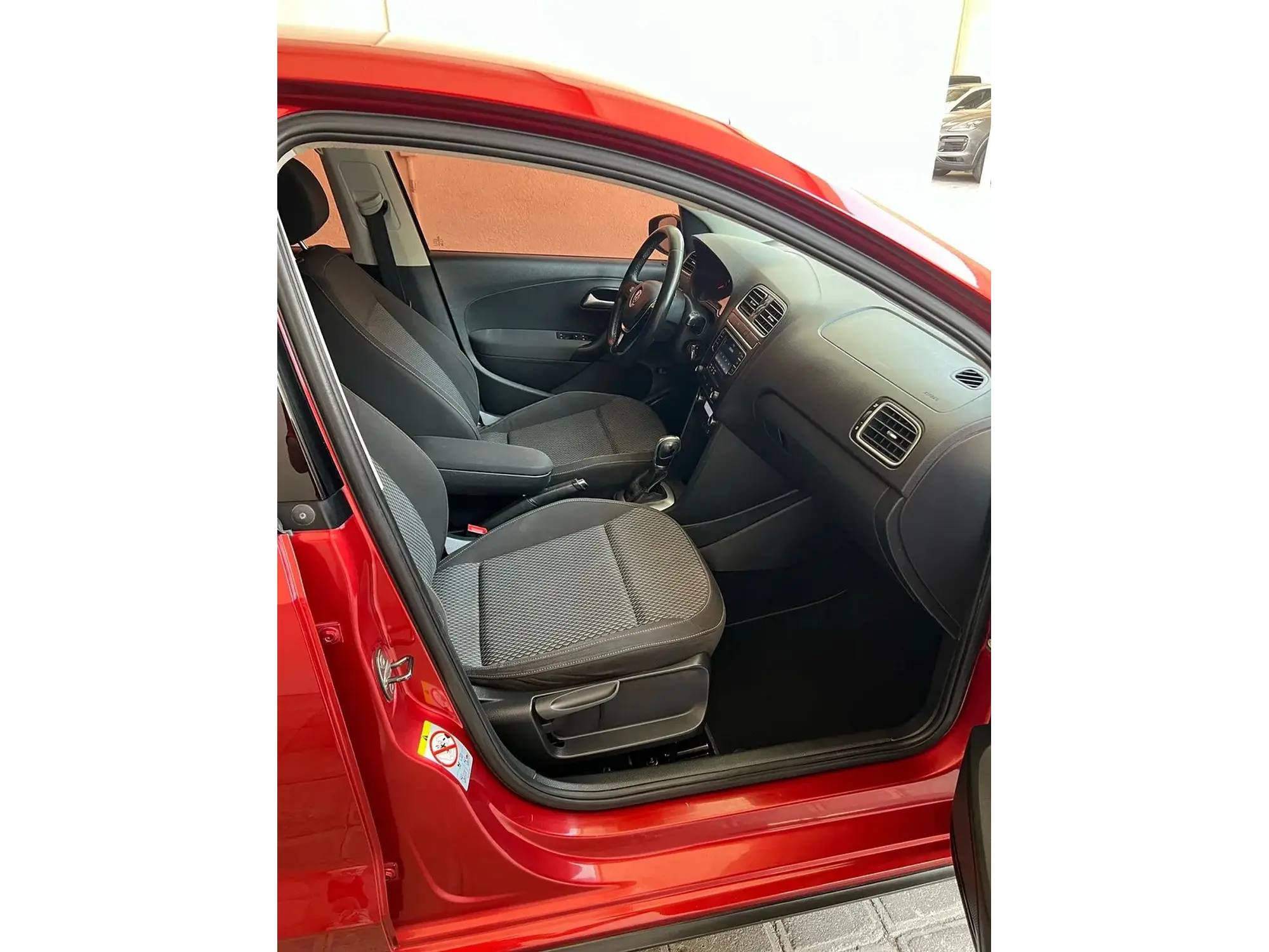 VOLKSWAGEN VENTO COMFORTLINE PLUS AT 2020 9