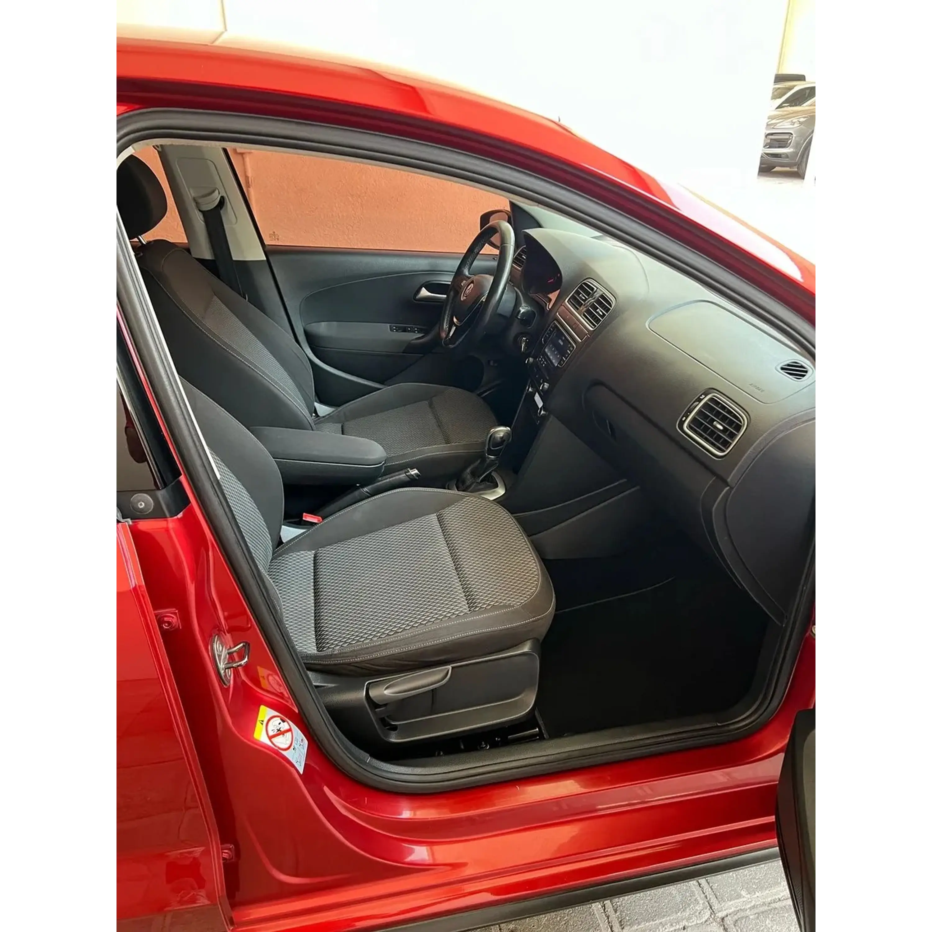 VOLKSWAGEN VENTO COMFORTLINE PLUS AT 2020 9