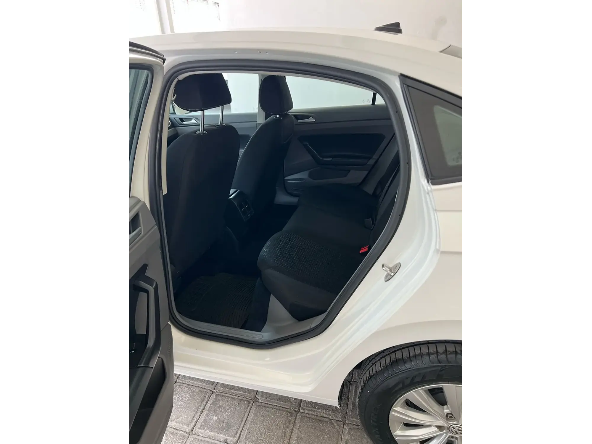 VOLKSWAGEN VIRTUS 1.6 MSI COMFORTLINE MT 2022 9