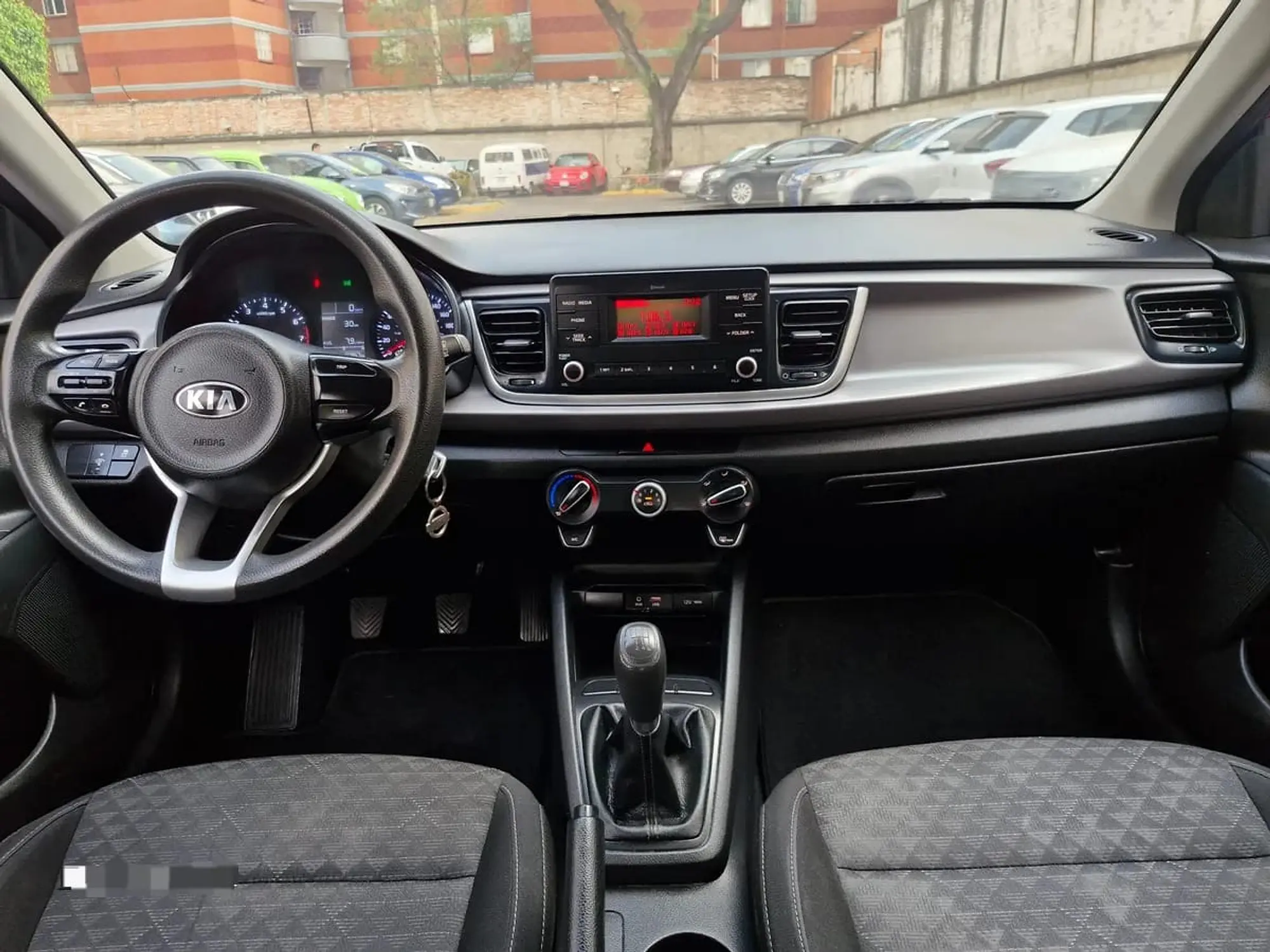 KIA RIO 1.6 EX MT 2018 9
