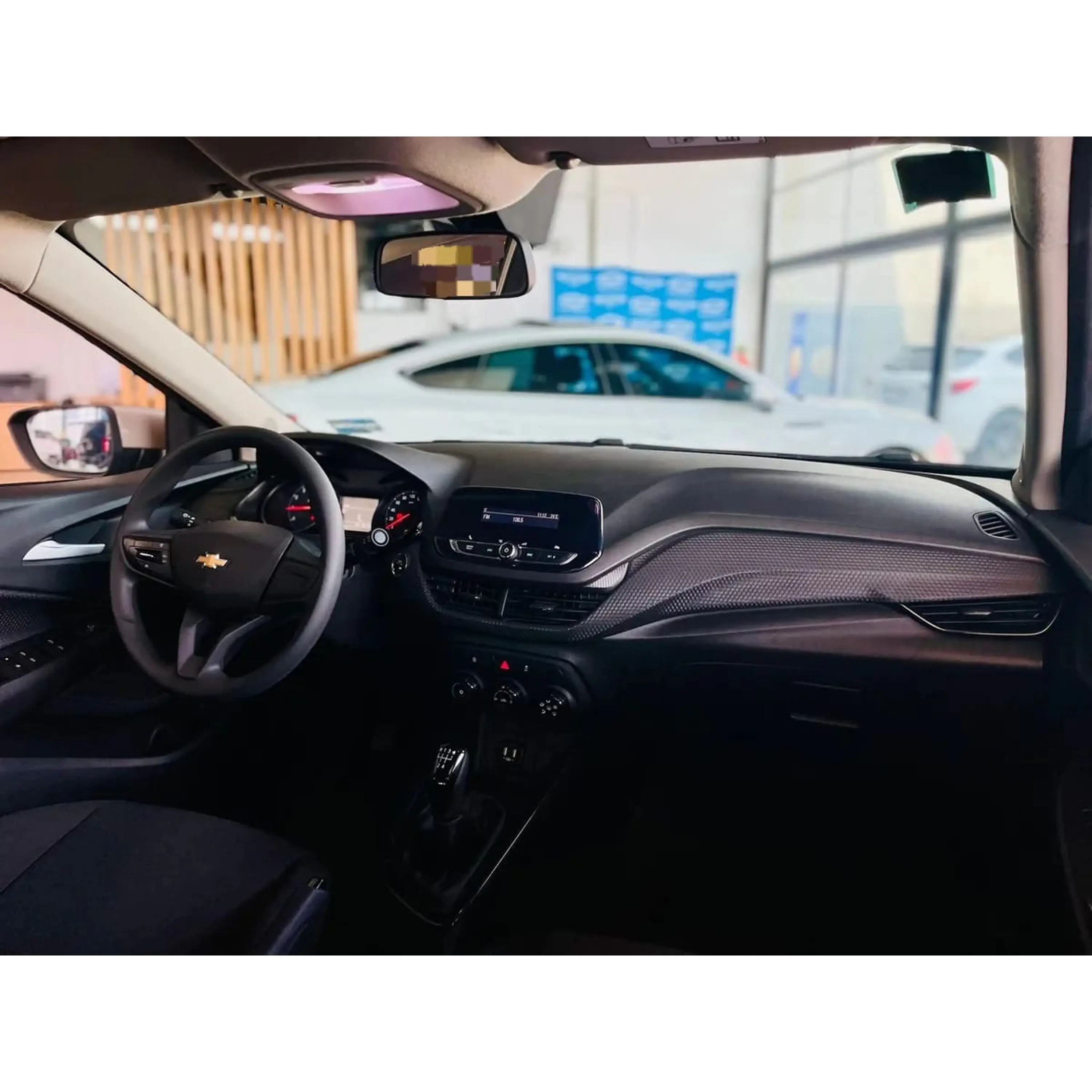 CHEVROLET ONIX 1.0 LS MT 2023 11