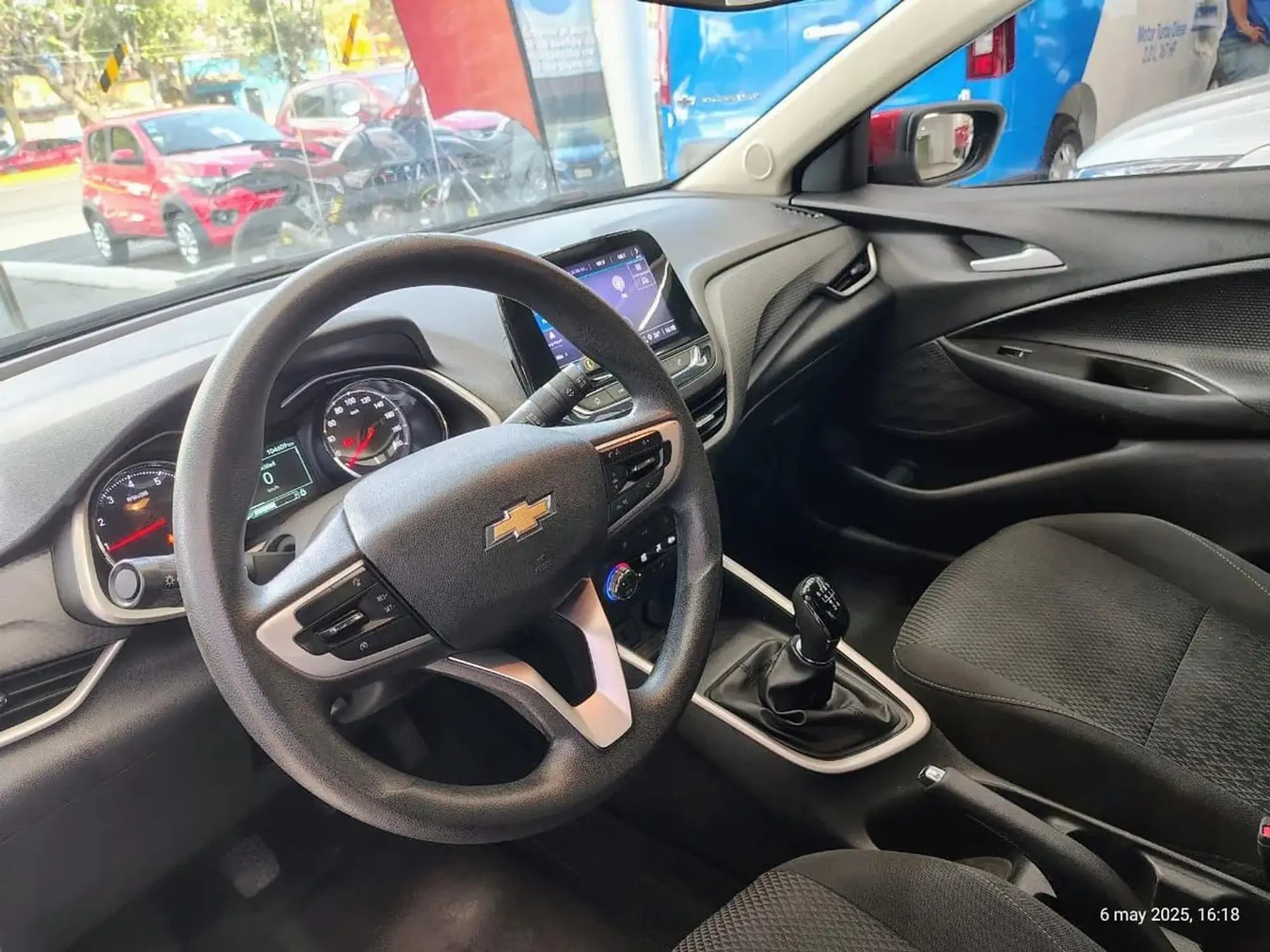 CHEVROLET ONIX 1.0 LT MT 2023 10