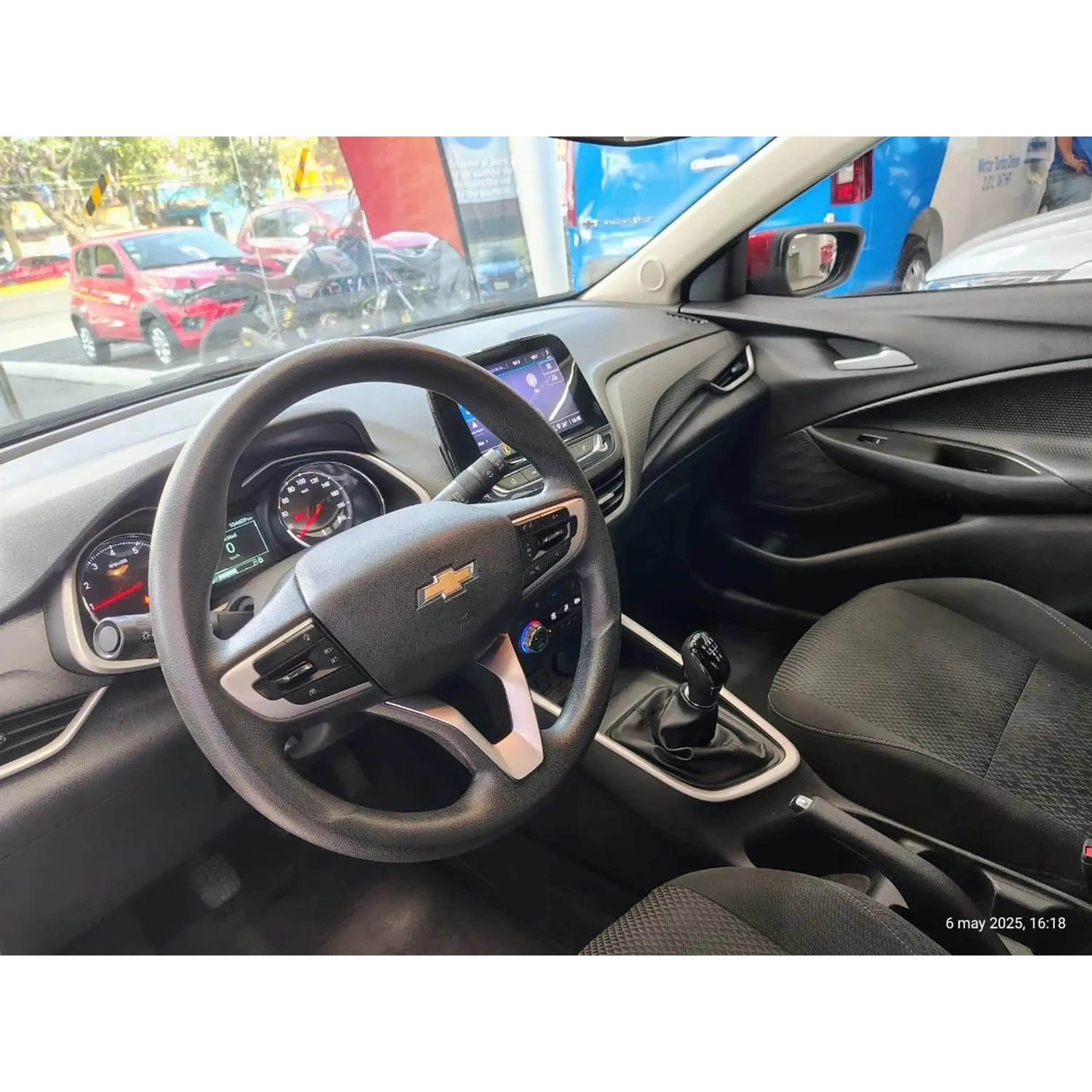 CHEVROLET ONIX 1.0 LT MT 2023 10