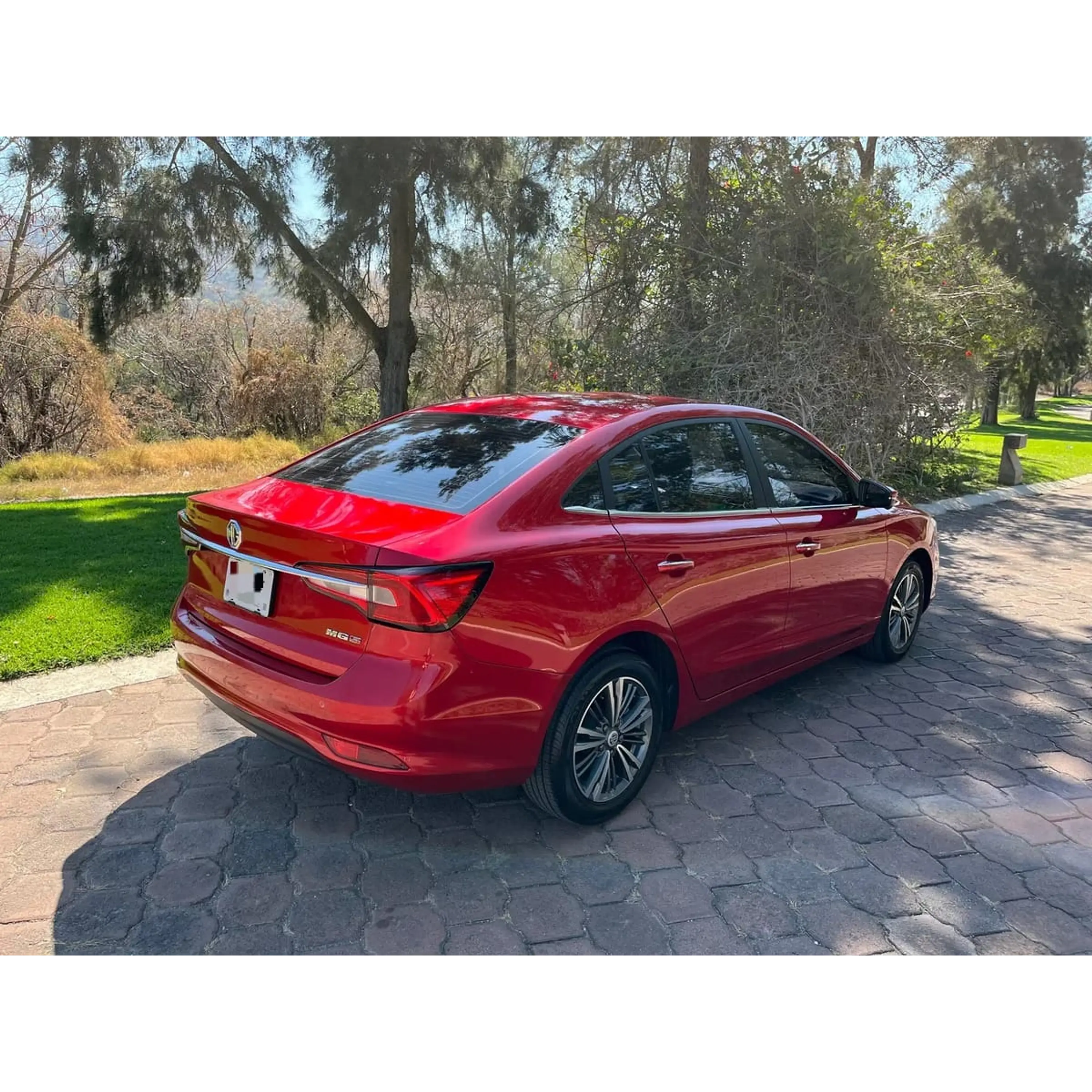MG 5 1.5 ELEGANCE CVT 2024 3