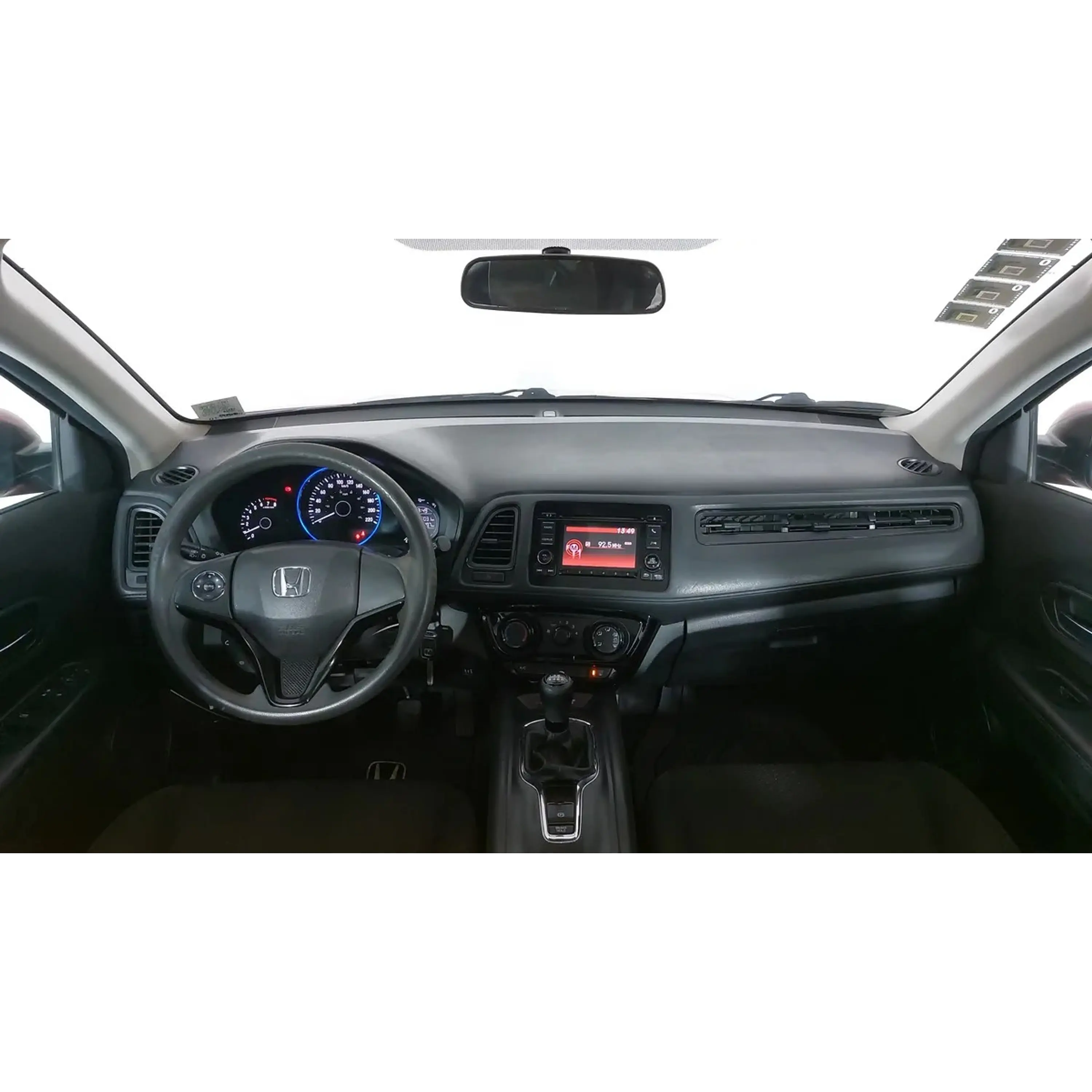 HONDA HR–V 1.8 UNIQ MT 2016 6