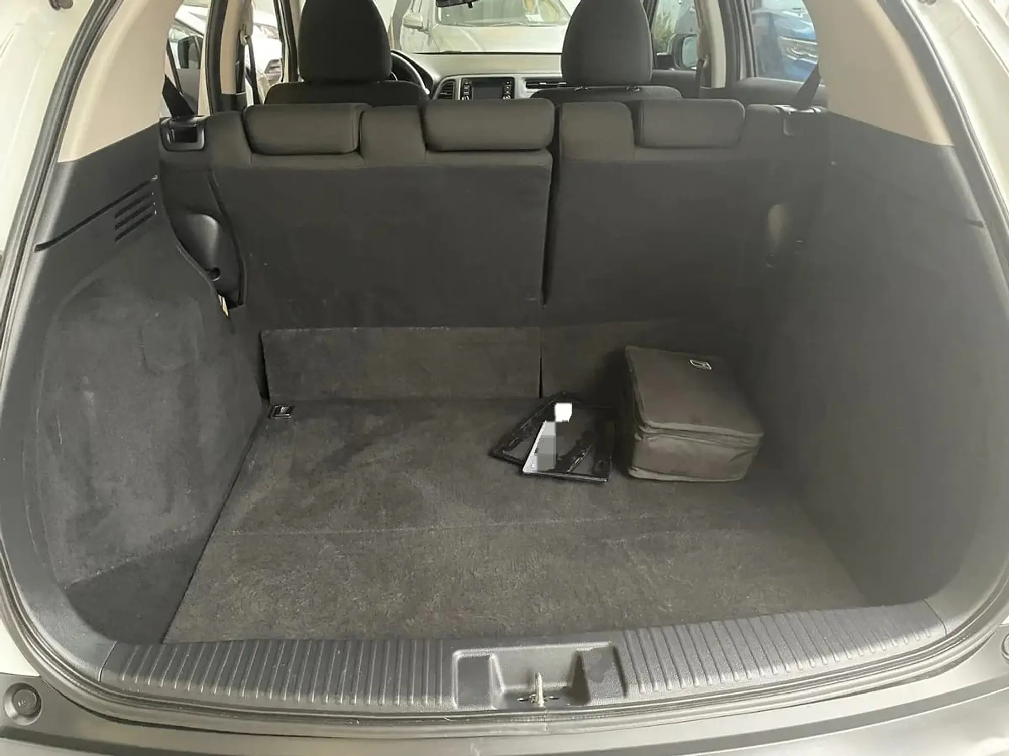 HONDA HR–V 1.8 UNIQ AT 2016 9