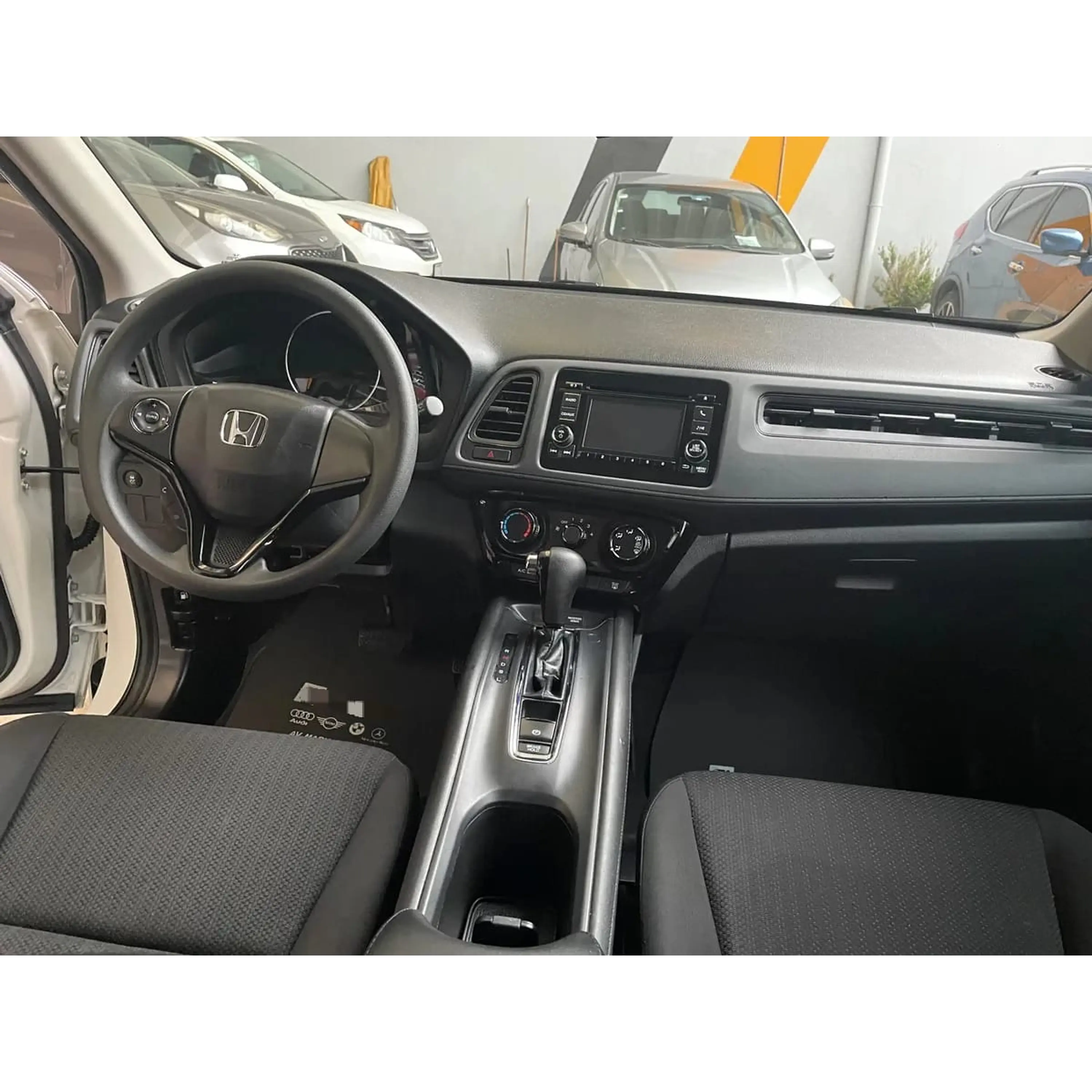 HONDA HR–V 1.8 UNIQ AT 2016 7