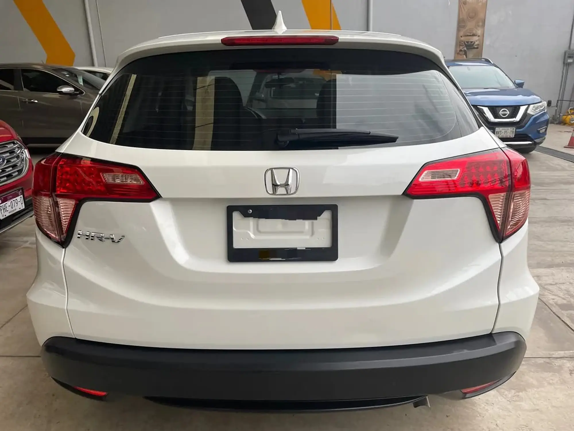 HONDA HR–V 1.8 UNIQ AT 2016 4