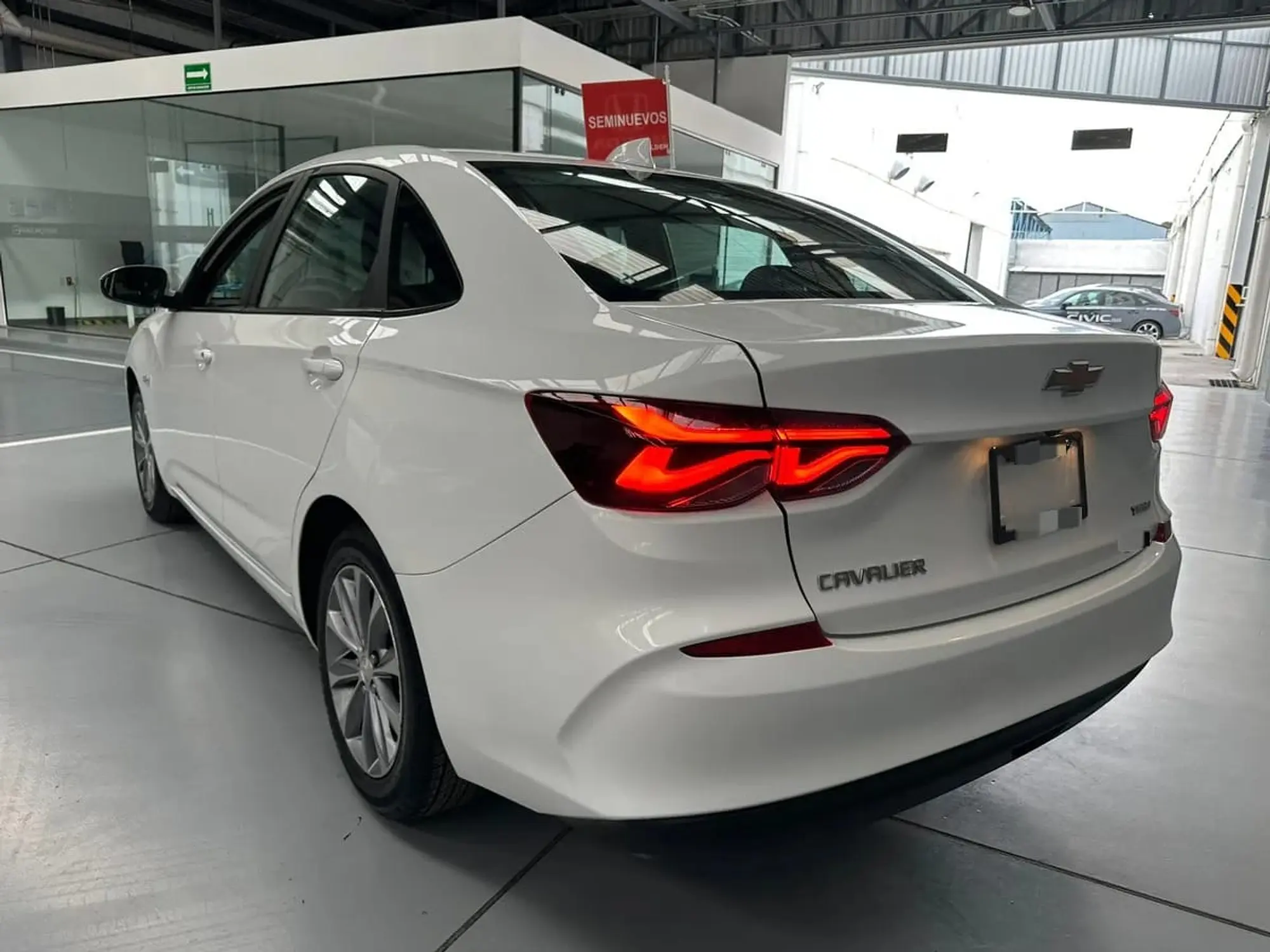 CHEVROLET CAVALIER 1.3 LS AT 2022 6