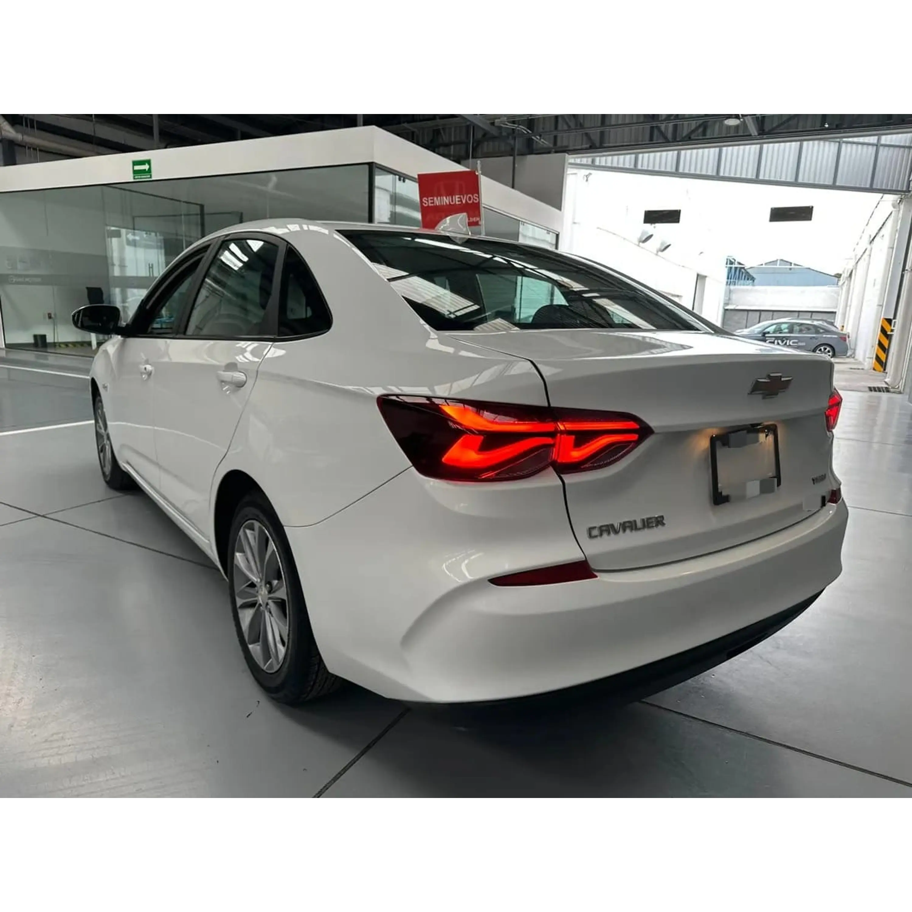 CHEVROLET CAVALIER 1.3 LS AT 2022 6