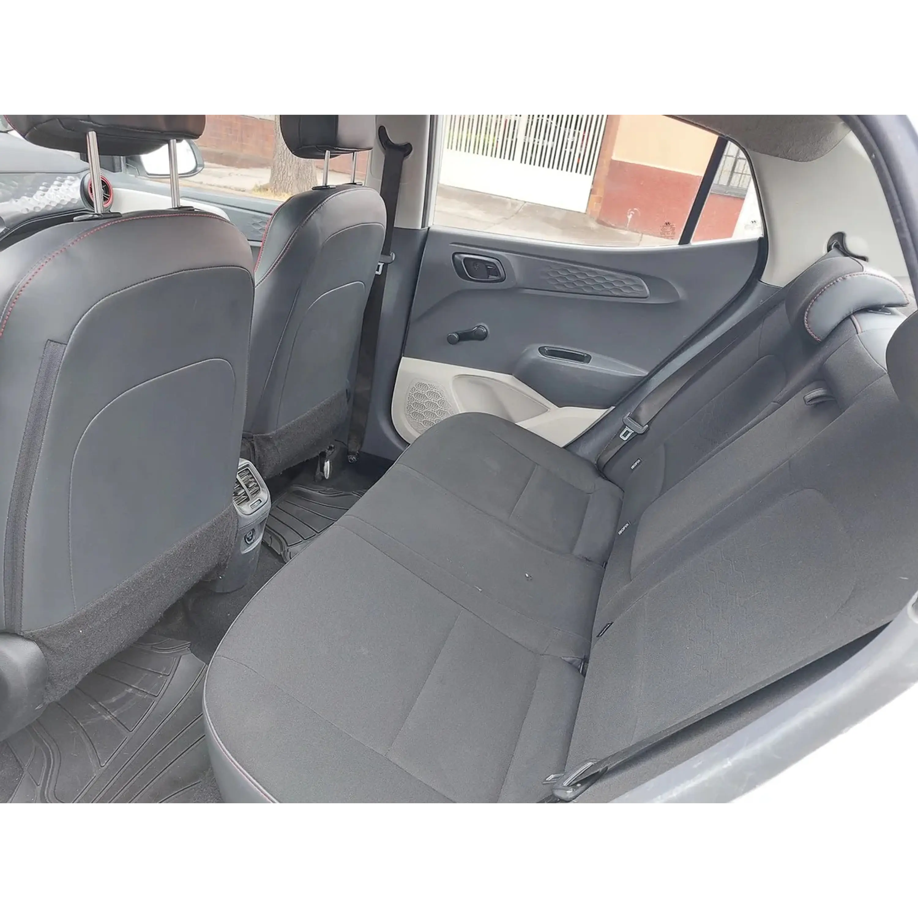 HYUNDAI GRAND I10 1.3 GL MT 2022 10