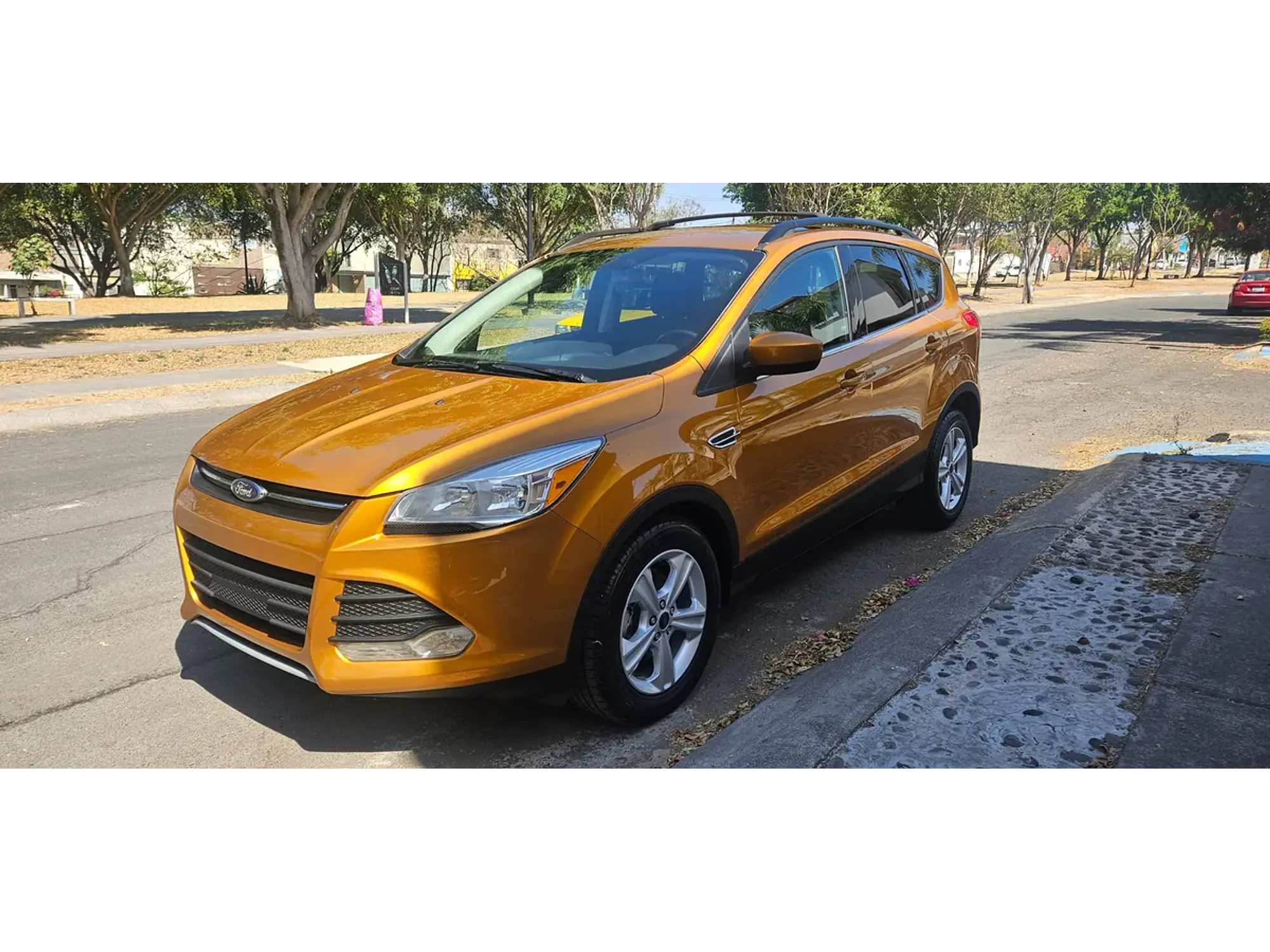 FORD ESCAPE 2.0 TITANIUM ECOBOOST AT 2016 1