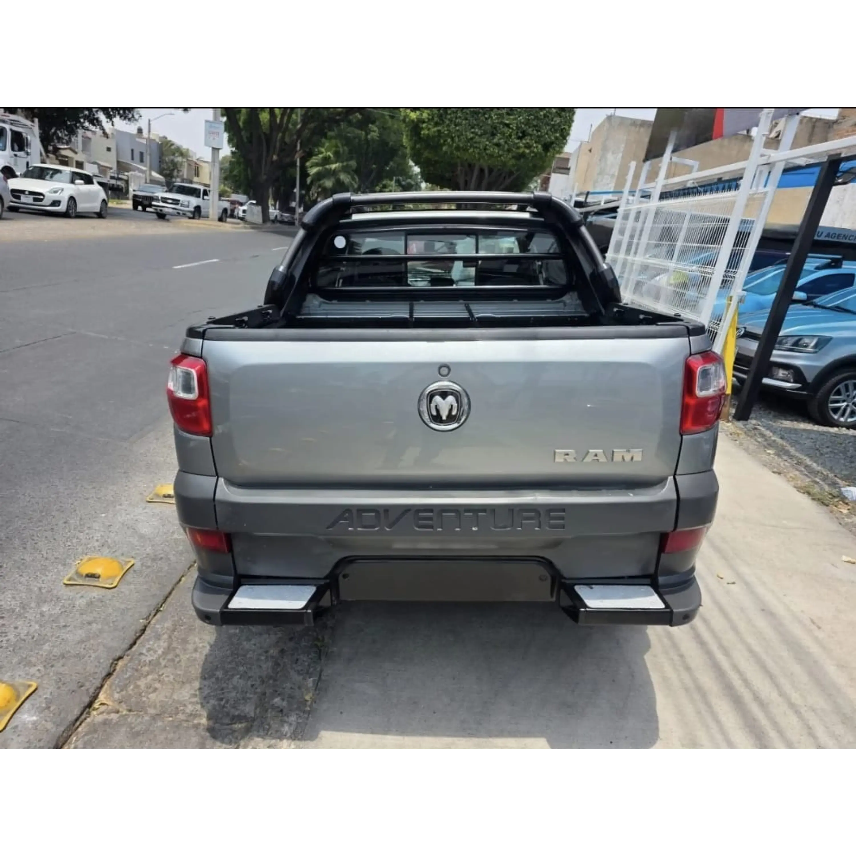 RAM 700 1.6 CLUB CAB ADVENTURE MT 2019 6