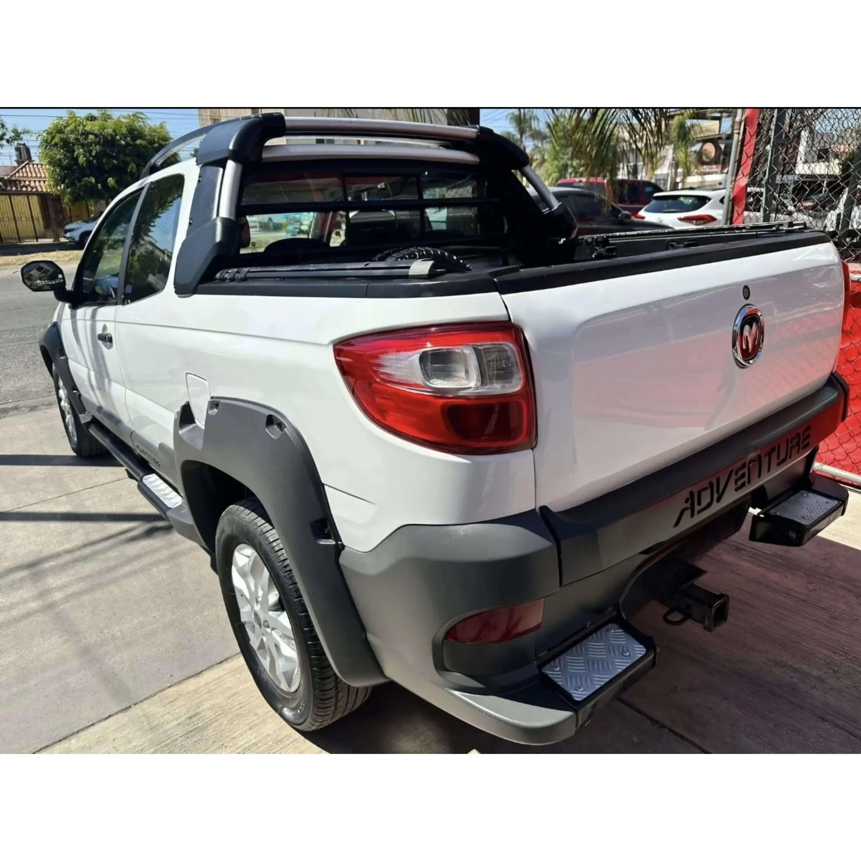 RAM 700 1.6 CLUB CAB ADVENTURE MT 2016 7