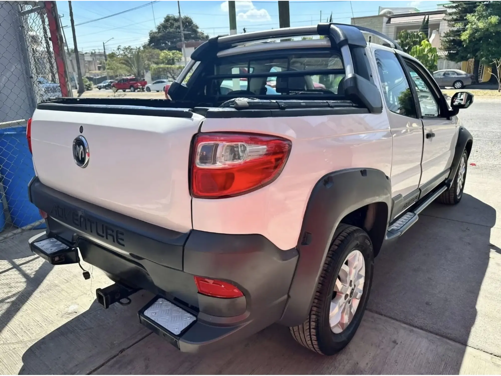RAM 700 1.6 CLUB CAB ADVENTURE MT 2016 6