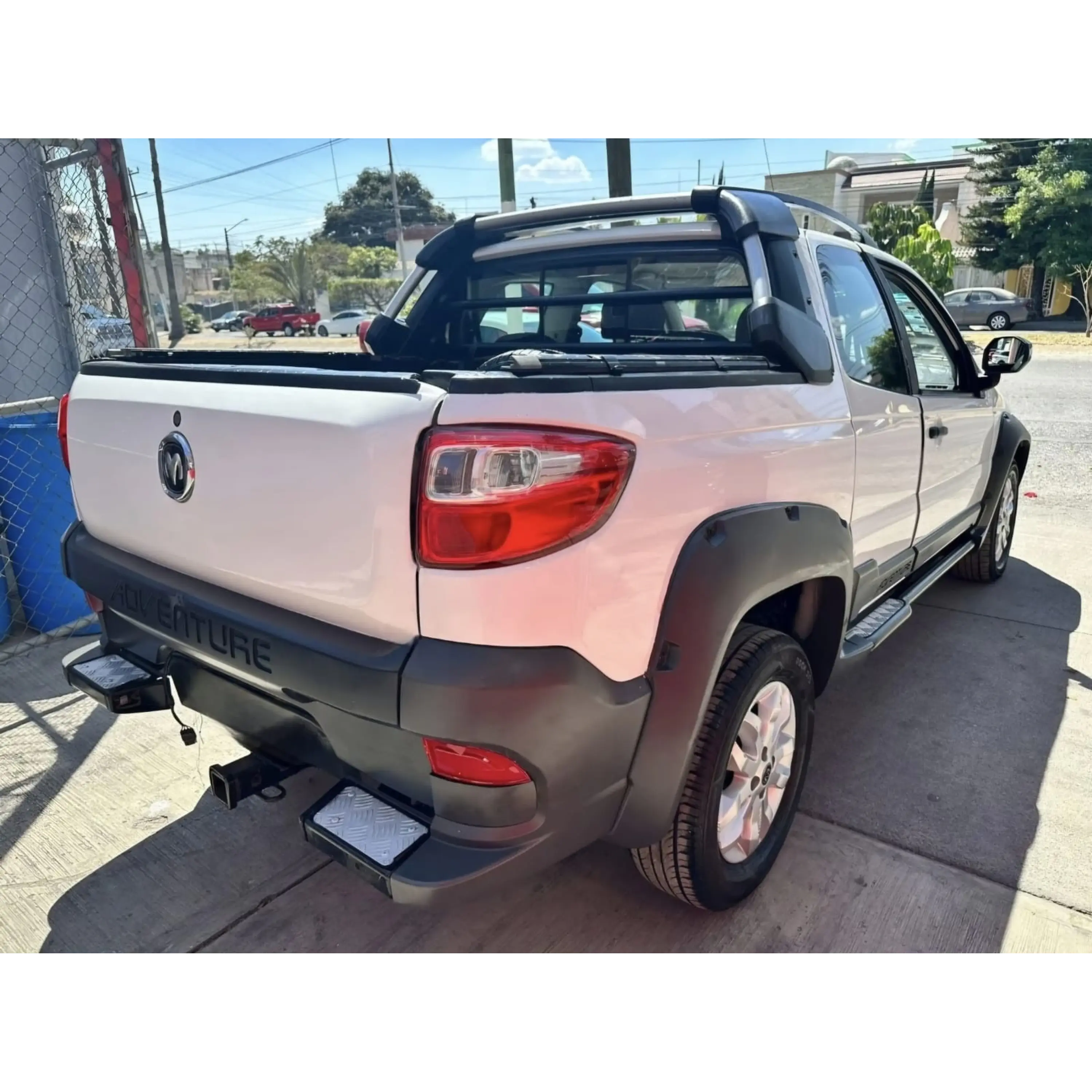 RAM 700 1.6 CLUB CAB ADVENTURE MT 2016 6