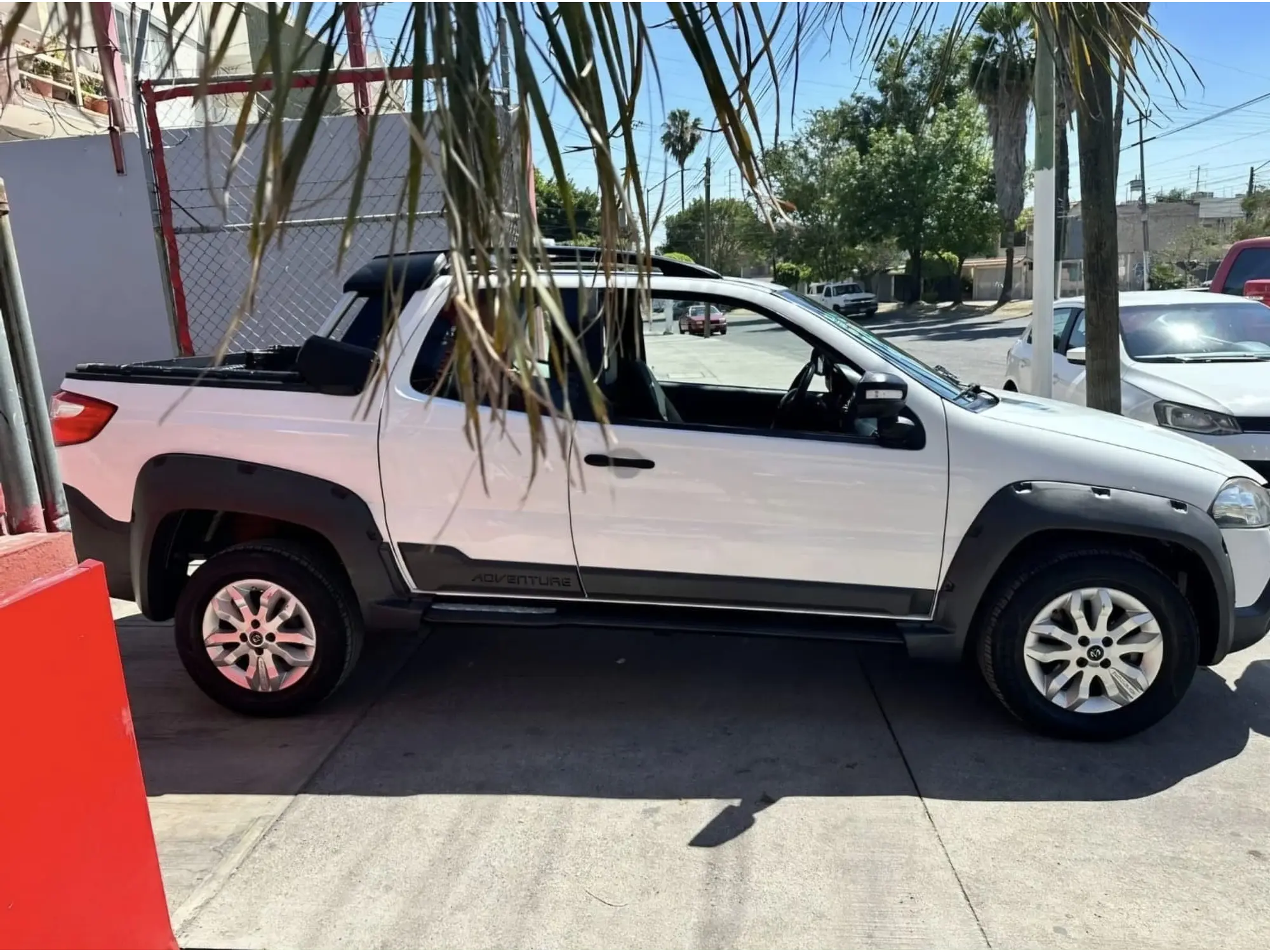 RAM 700 1.6 CLUB CAB ADVENTURE MT 2016 4