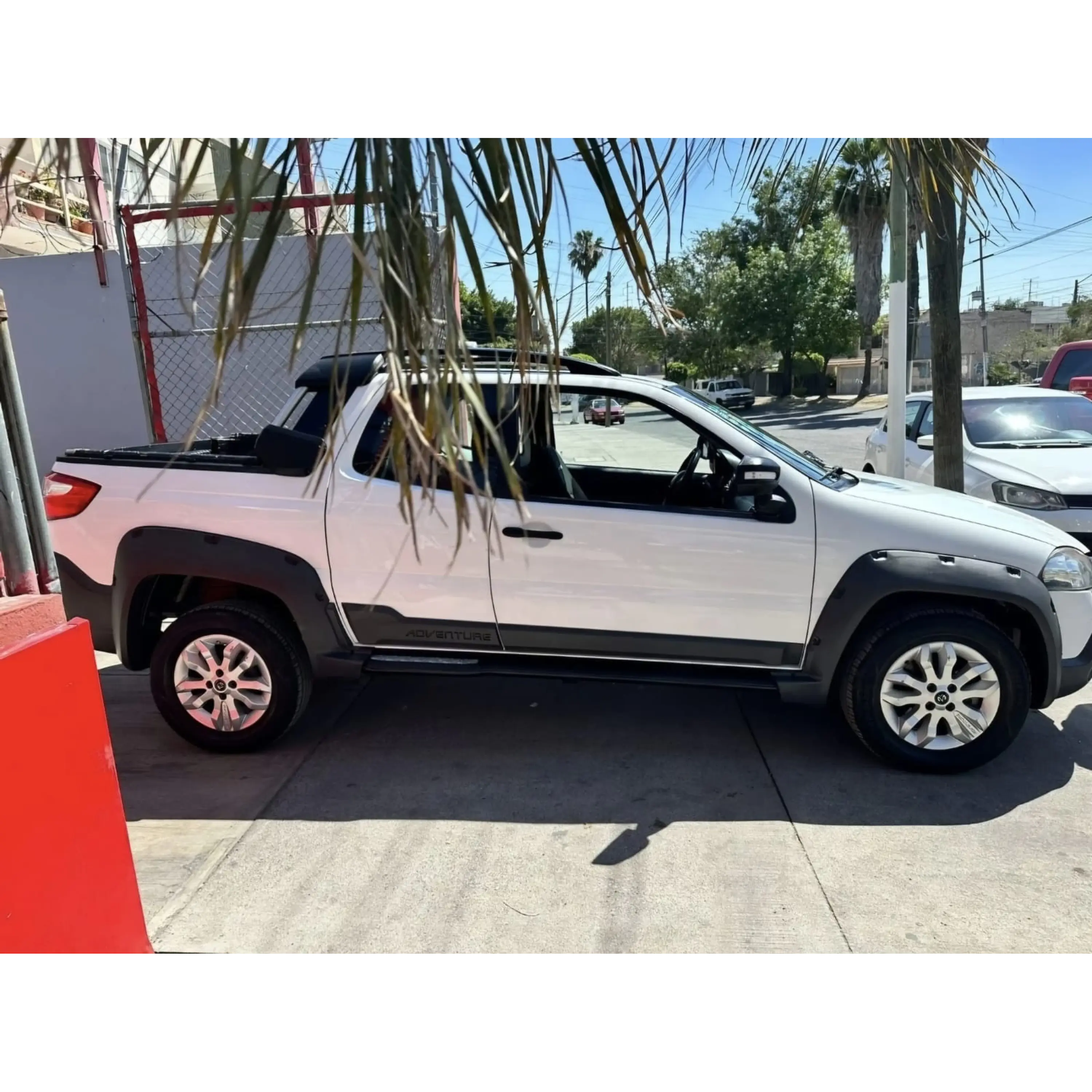 RAM 700 1.6 CLUB CAB ADVENTURE MT 2016 4