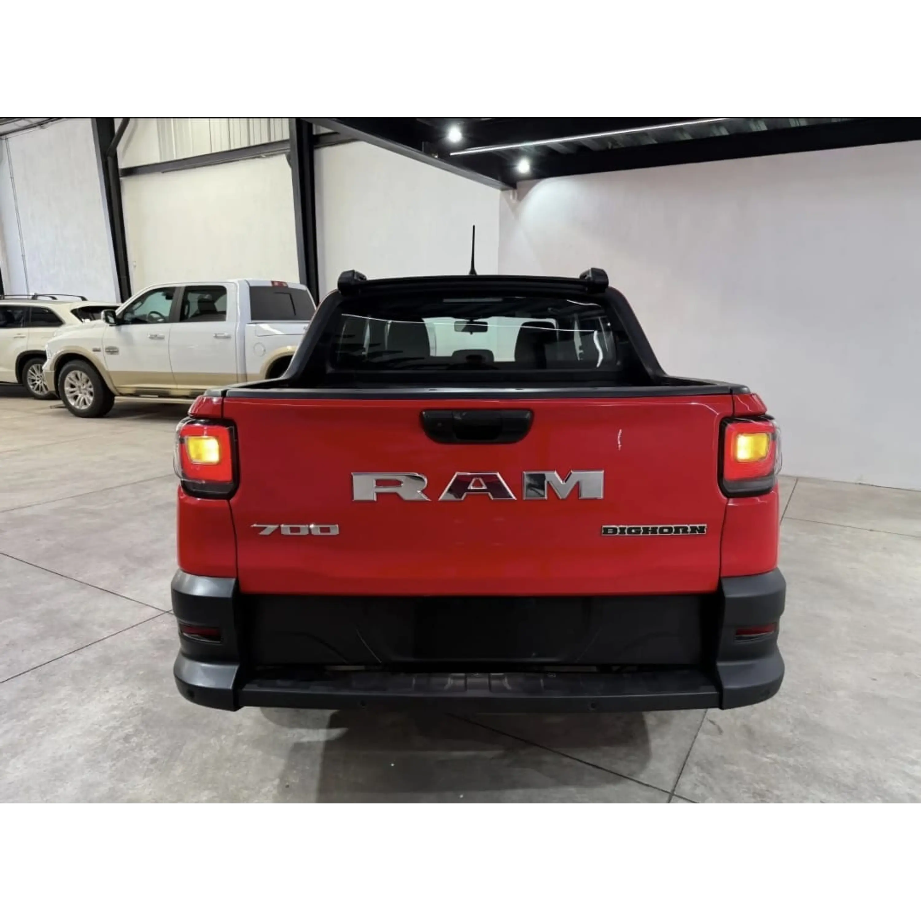 RAM 700 1.6 CLUB CAB ADVENTURE MT 2021 7