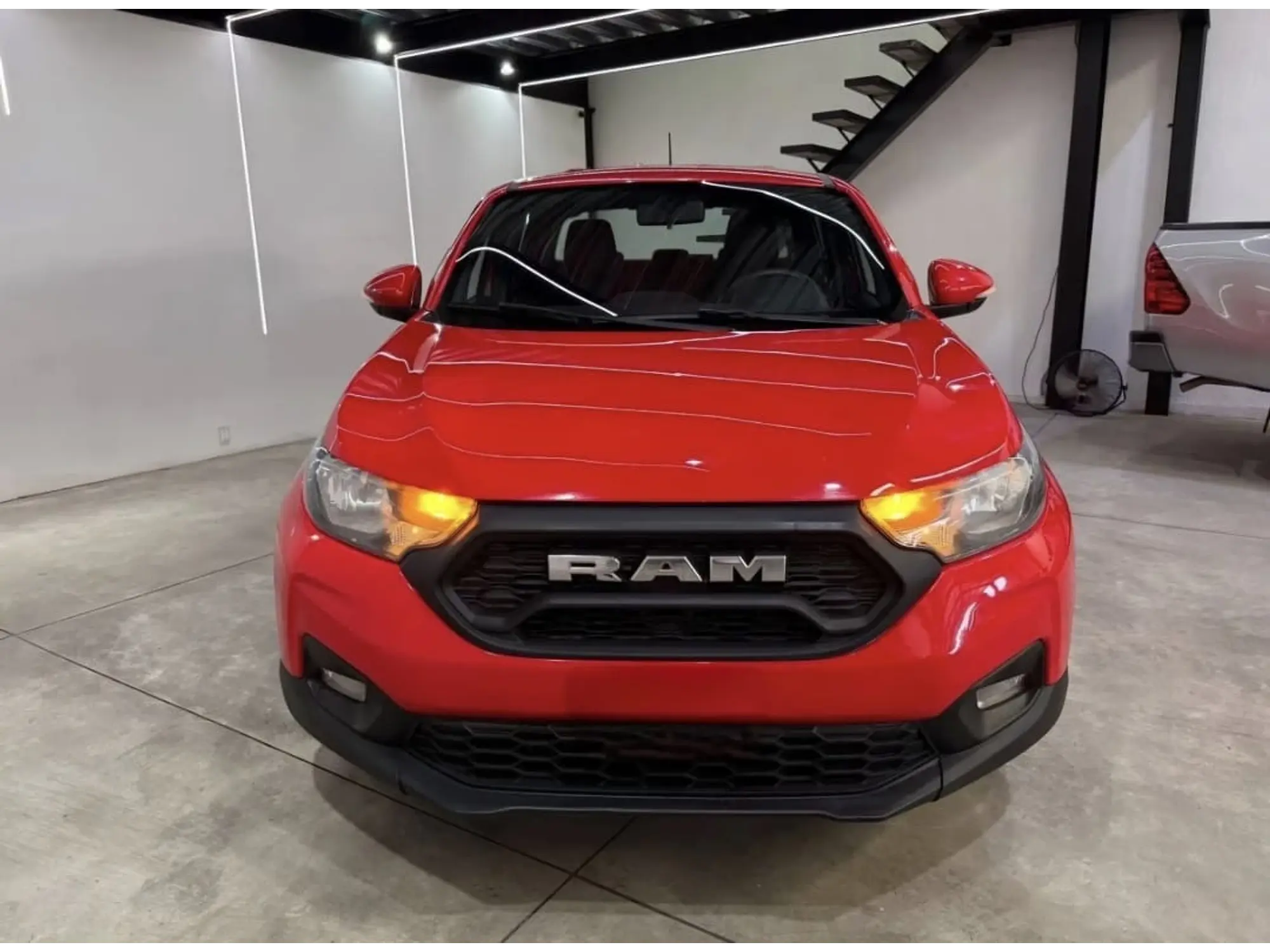 RAM 700 1.6 CLUB CAB ADVENTURE MT 2021 3
