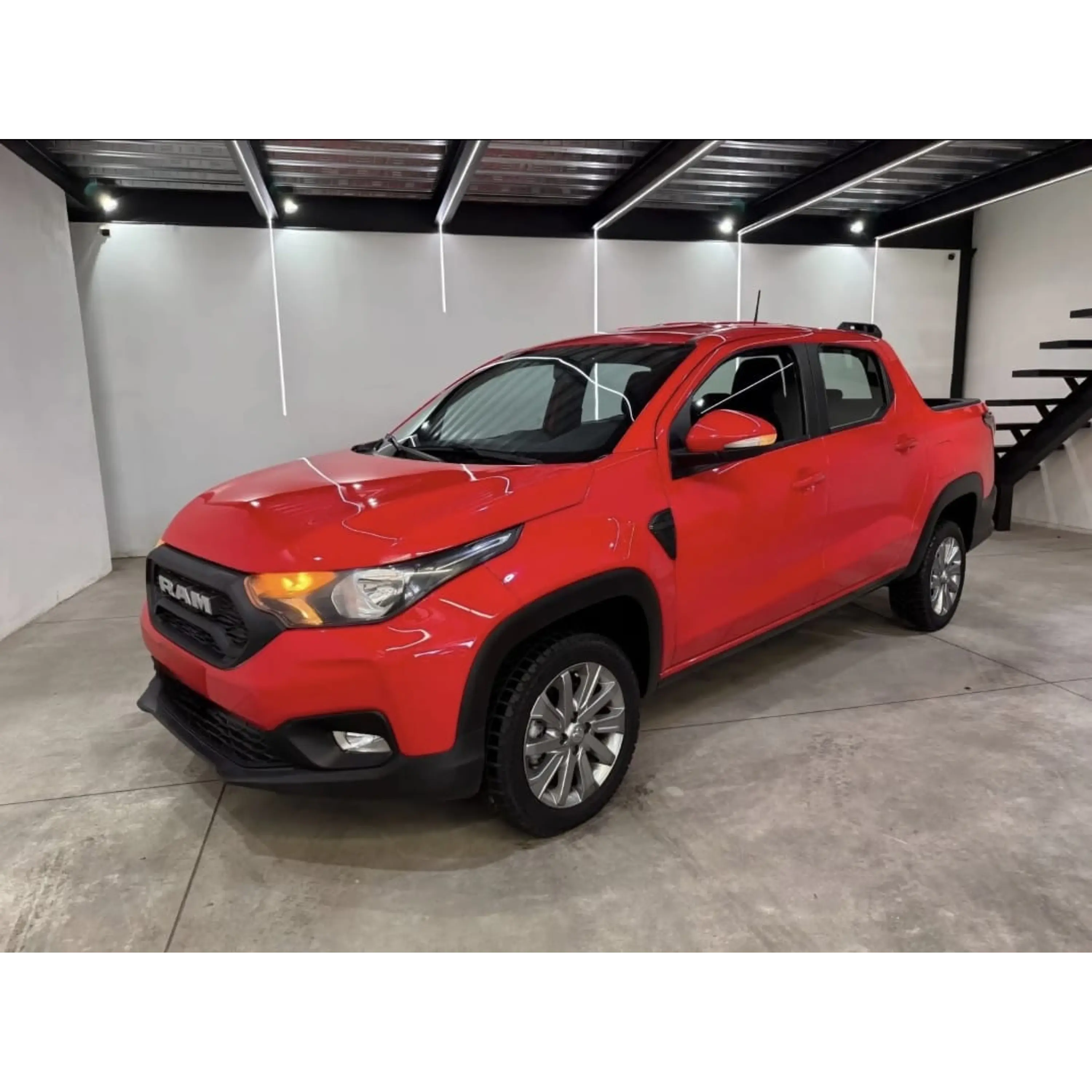RAM 700 1.6 CLUB CAB ADVENTURE MT 2021 2
