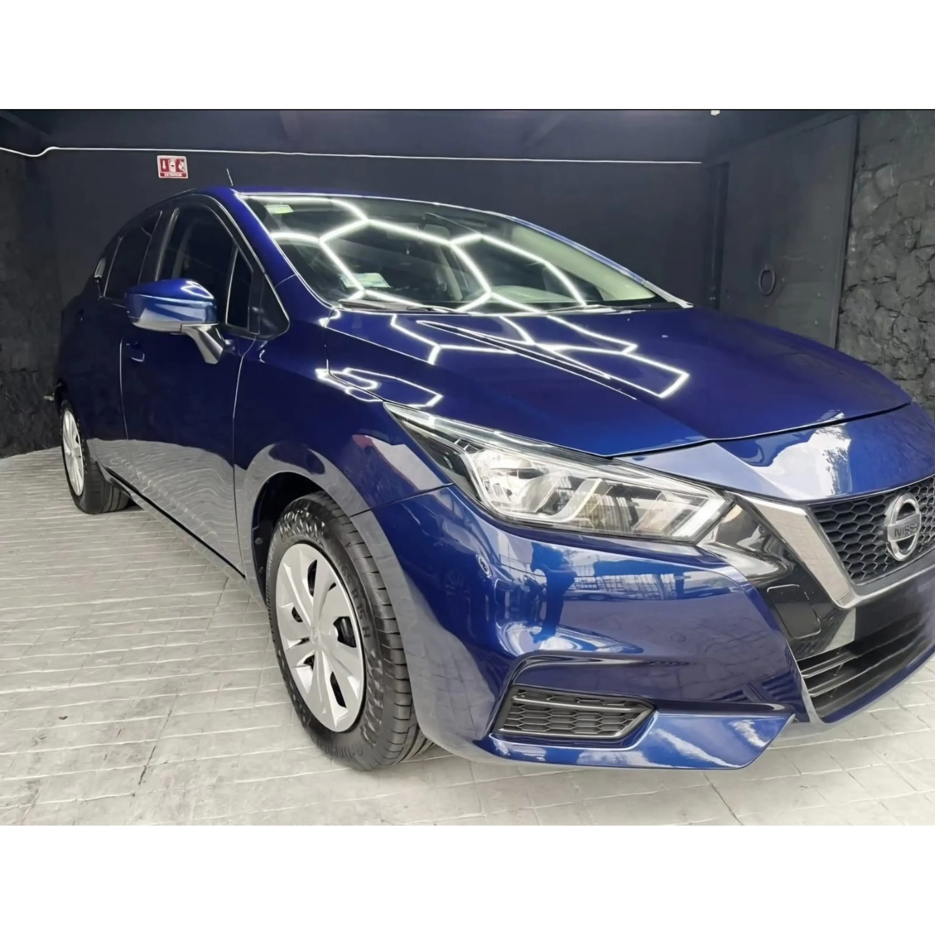 NISSAN VERSA 1.6 SENSE MT 2021 1
